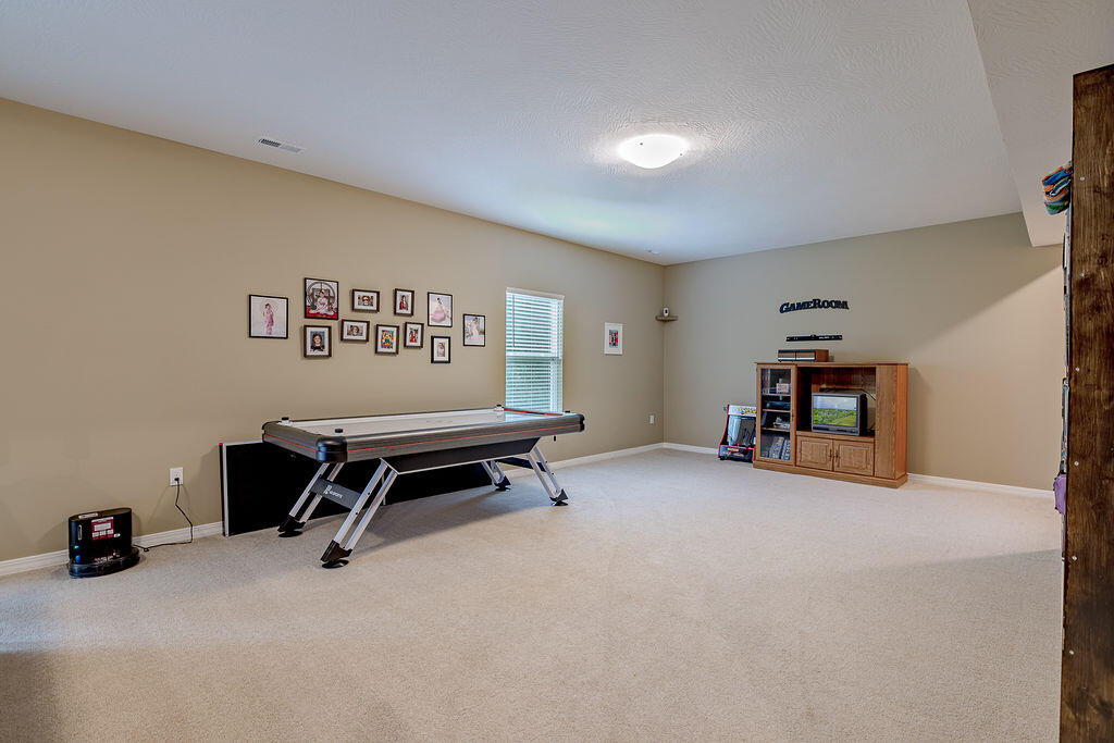 467 Emory Creek Boulevard Property Photo 32