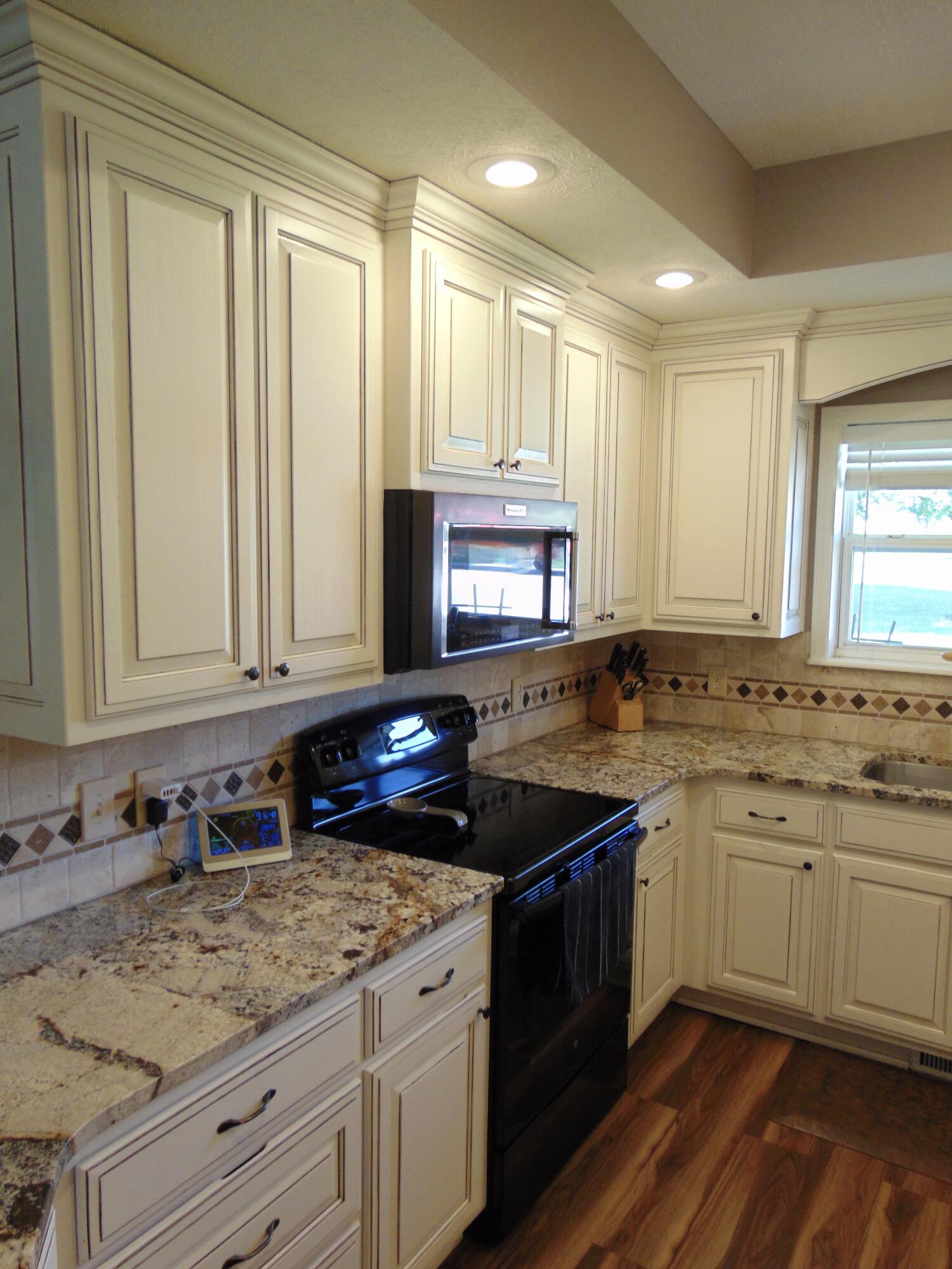 6103 Hunters Glen Road Property Photo 4