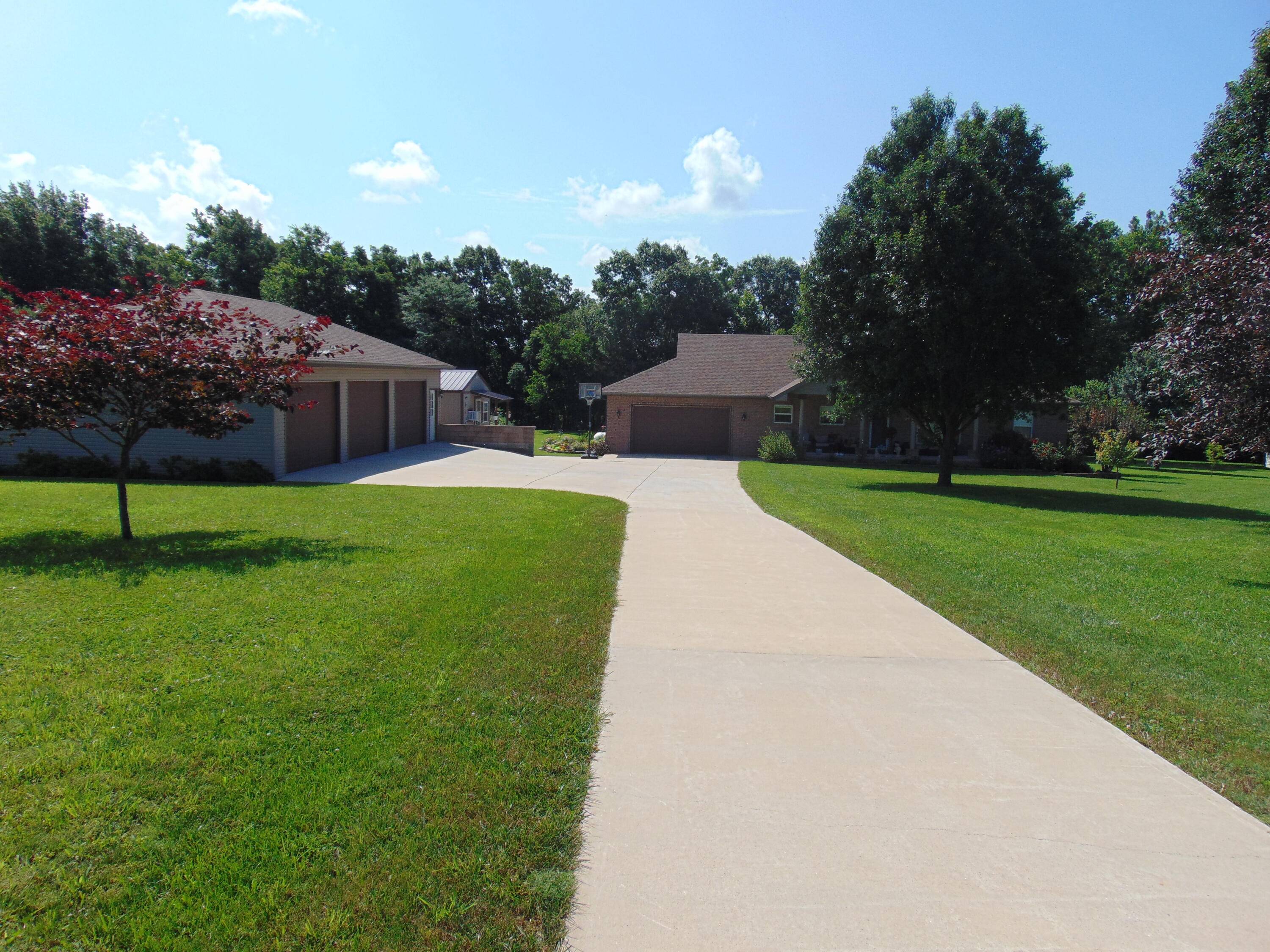 6103 Hunters Glen Road Property Photo 33