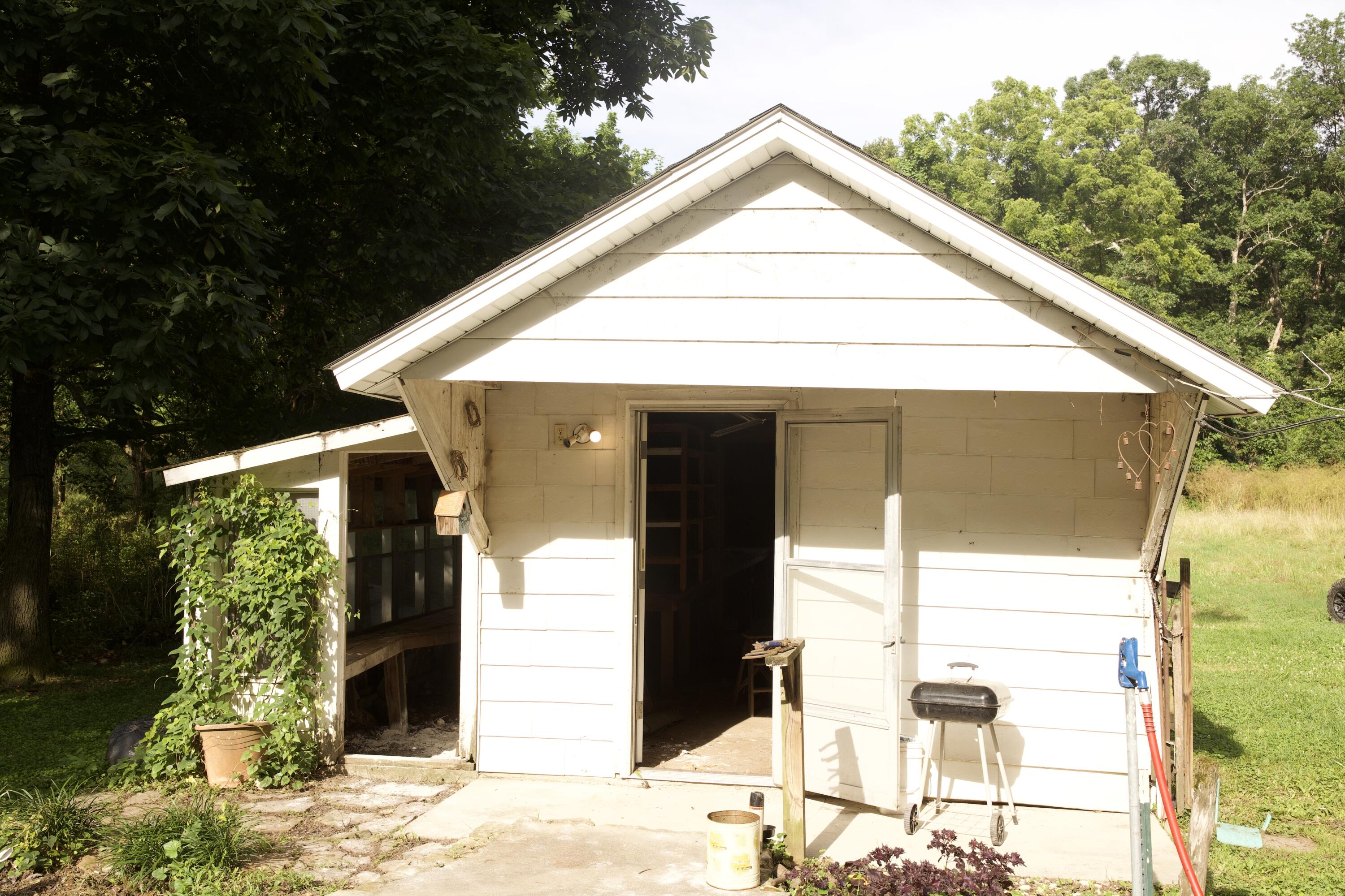 60327985 Property Photo 44