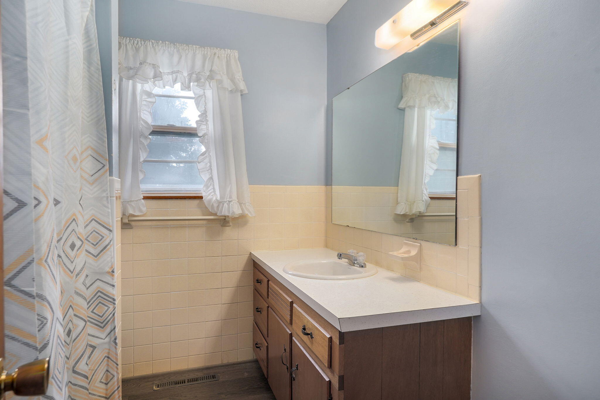 1215 South Airwood Drive Property Photo 14