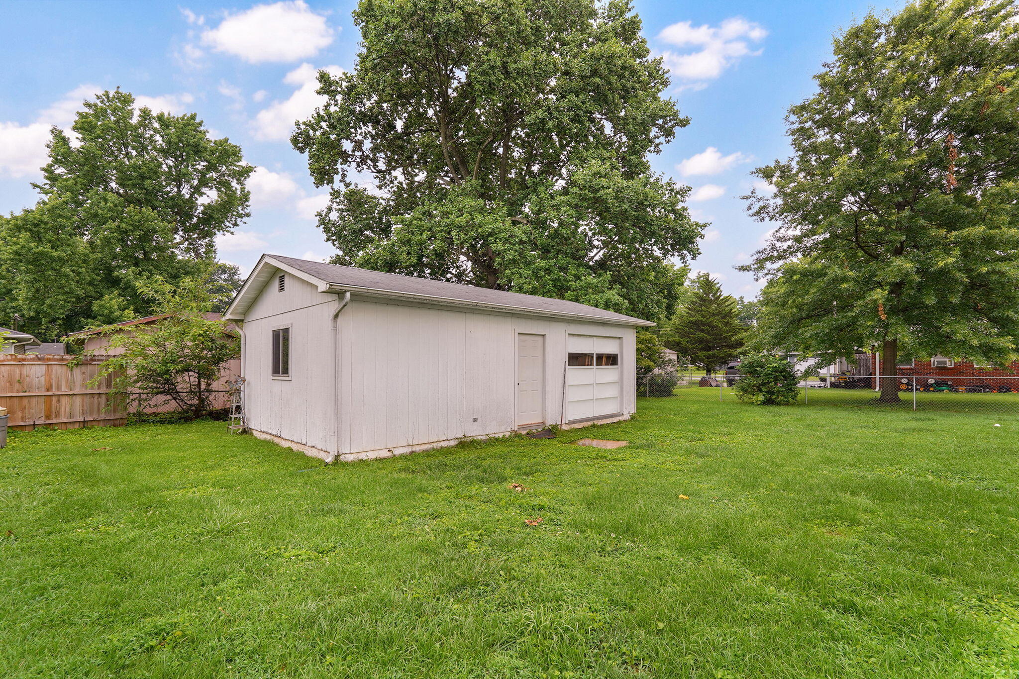 1215 South Airwood Drive Property Photo 26