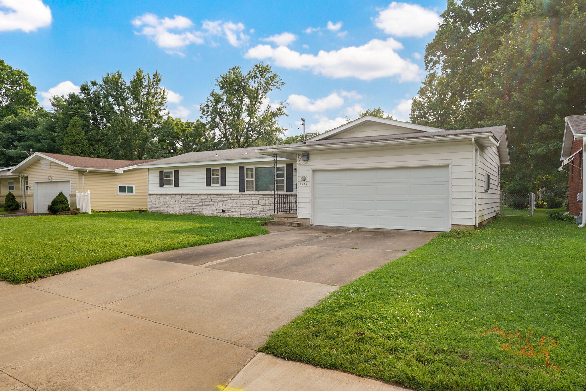 1215 South Airwood Drive Property Photo 30