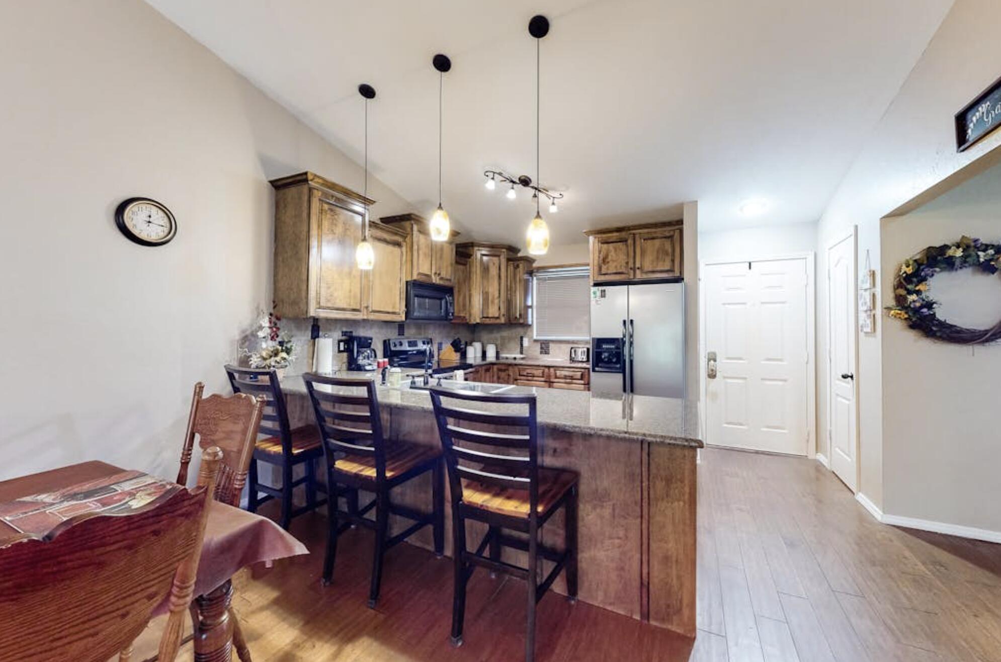 150 The Bluffs 11 Property Photo 4