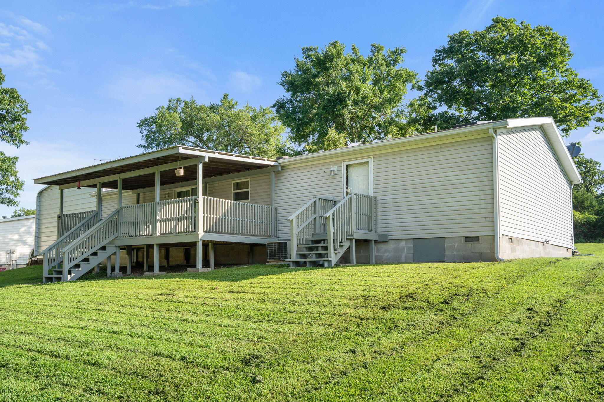 165 Clear Top Lane Property Photo 3