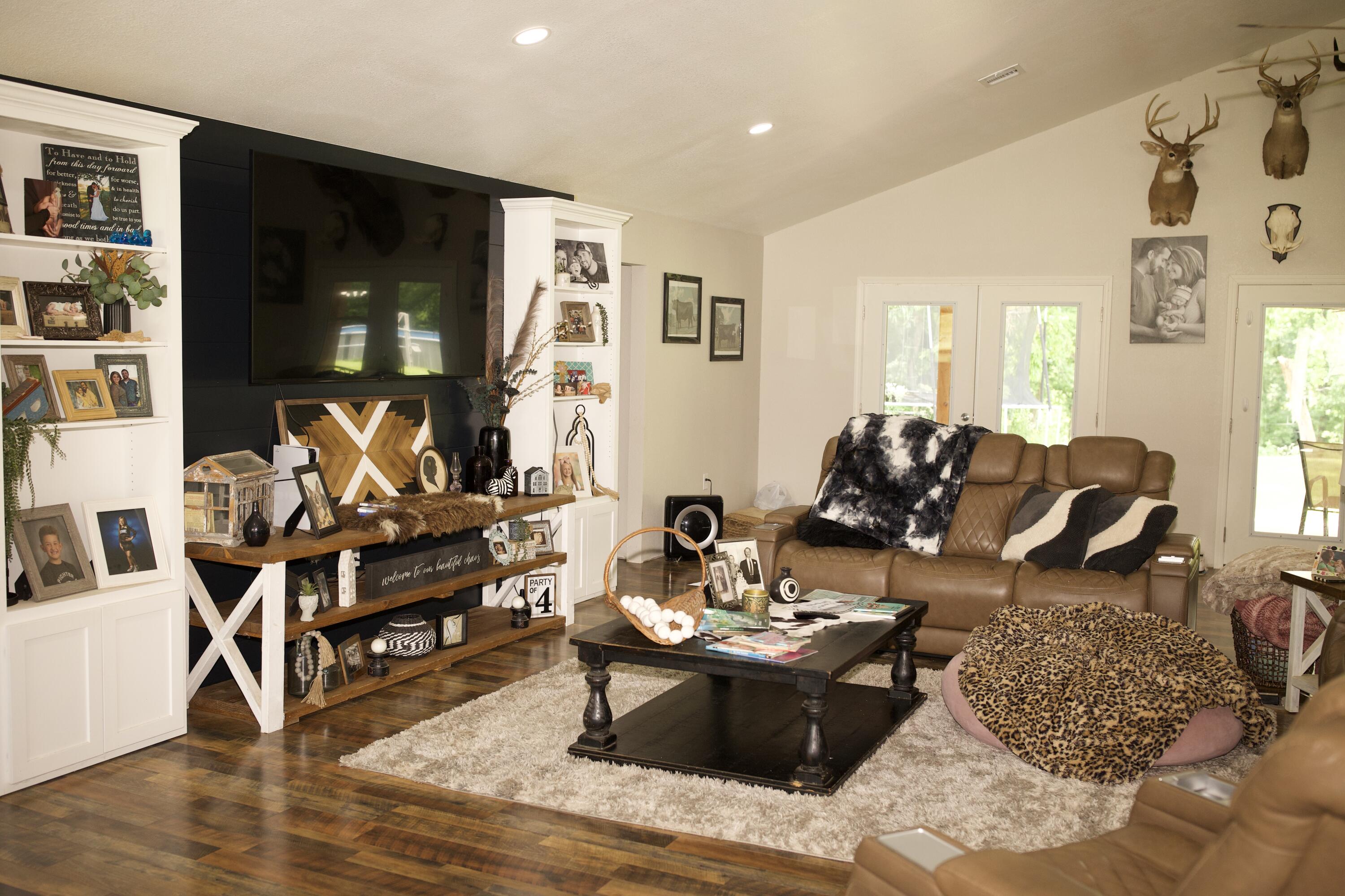 540 Reindeer Road Property Photo 6
