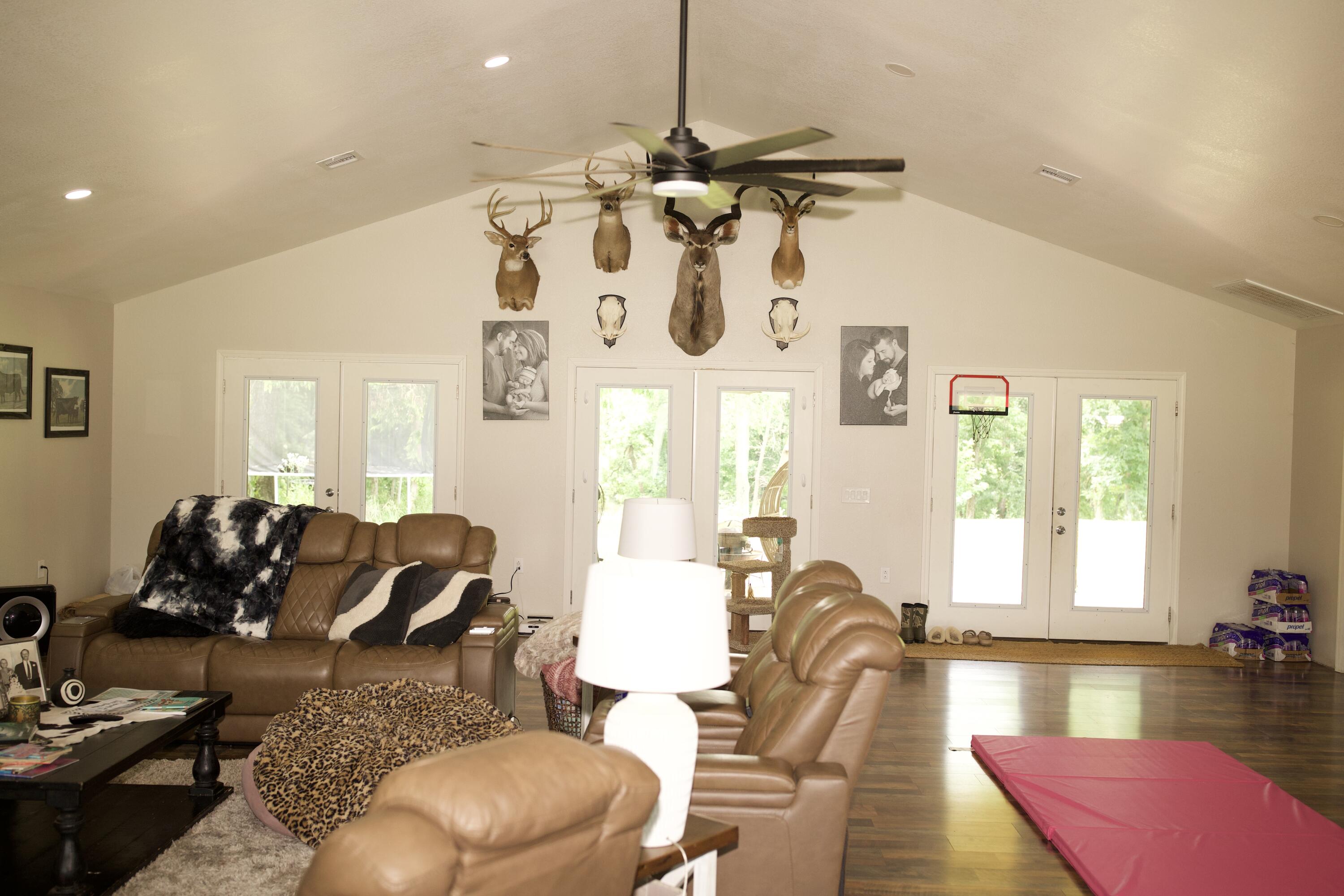 540 Reindeer Road Property Photo 7
