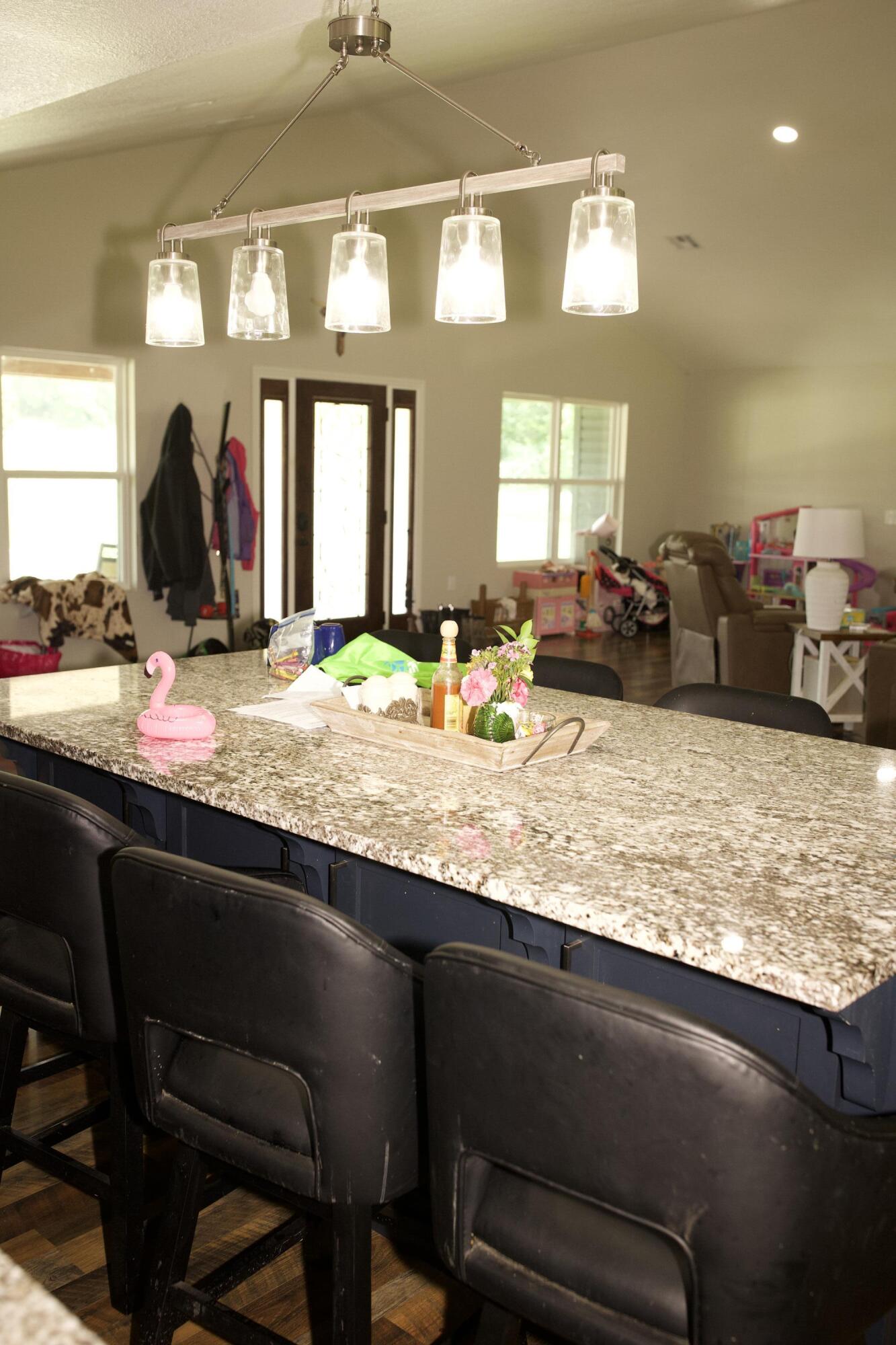 540 Reindeer Road Property Photo 12