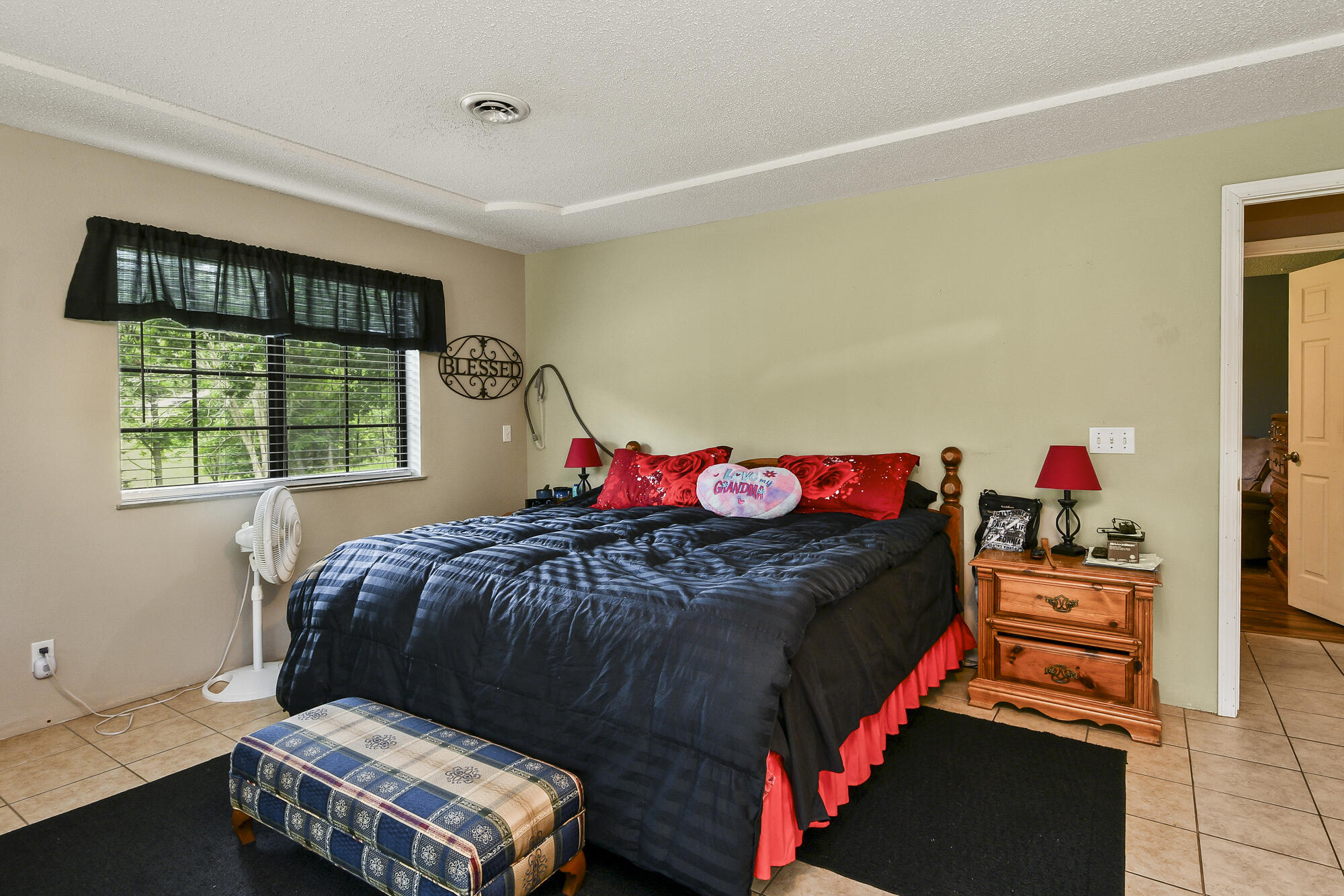87 Fox Run Lane Property Photo 27