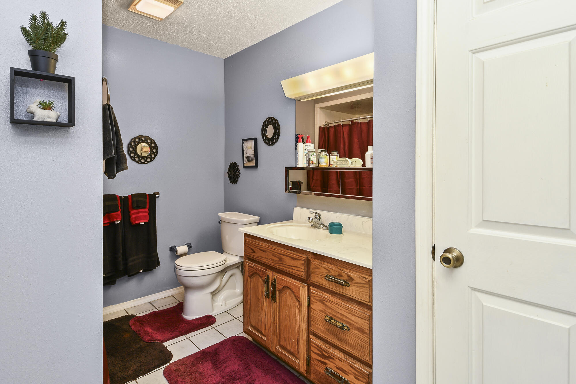 87 Fox Run Lane Property Photo 36