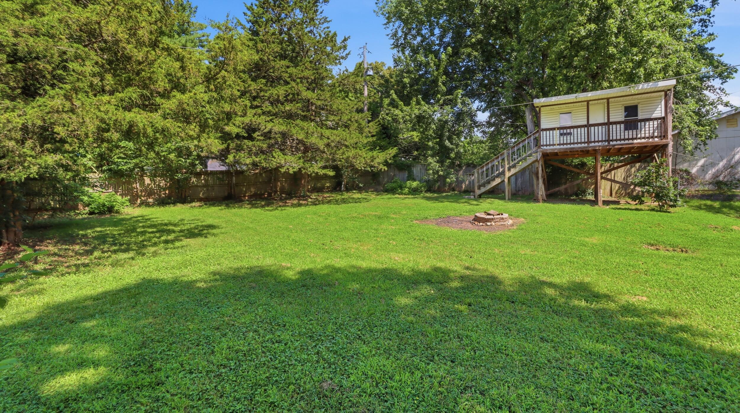 5901 South Farm Road 157 Property Photo 8