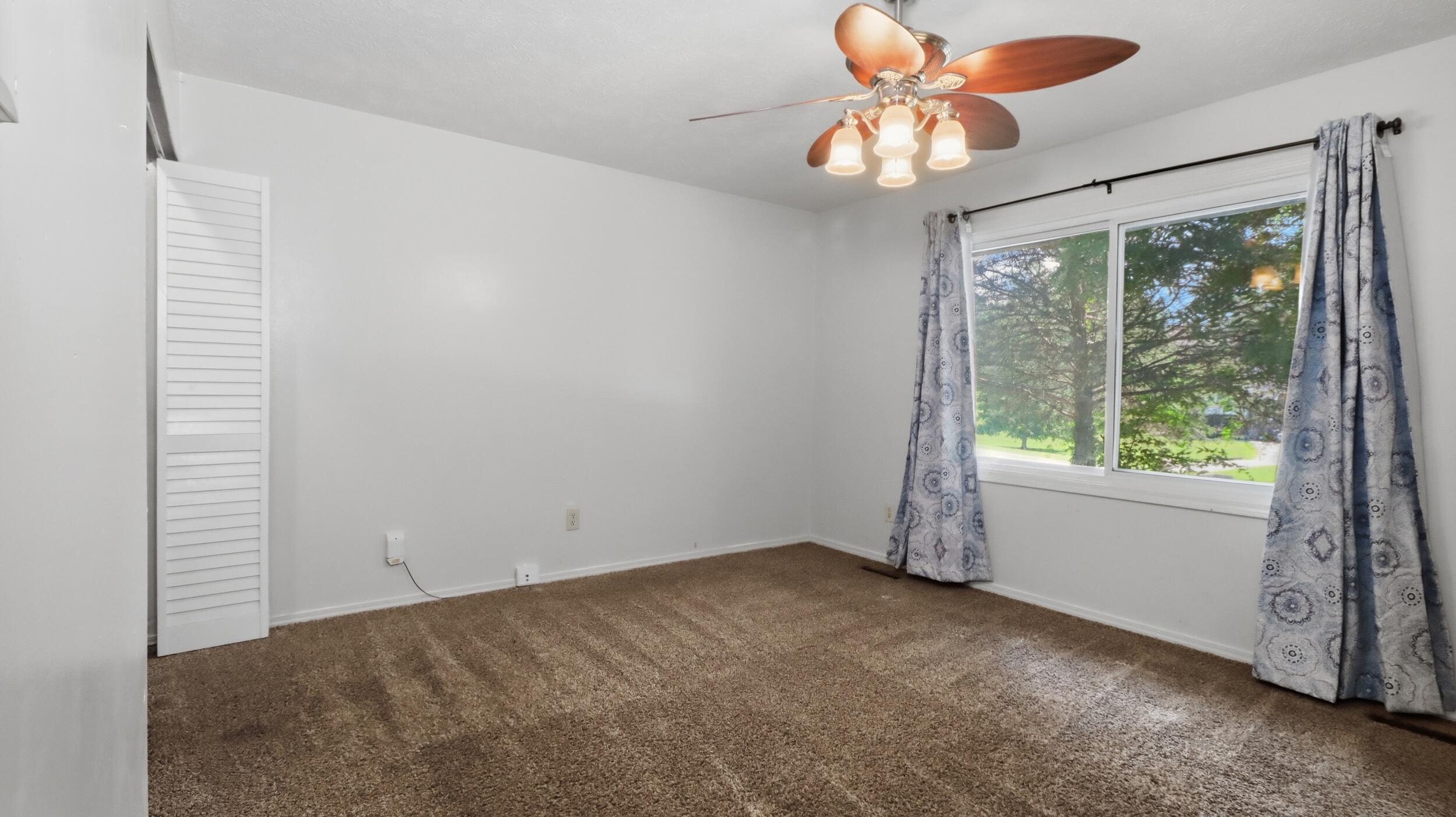 5901 South Farm Road 157 Property Photo 33