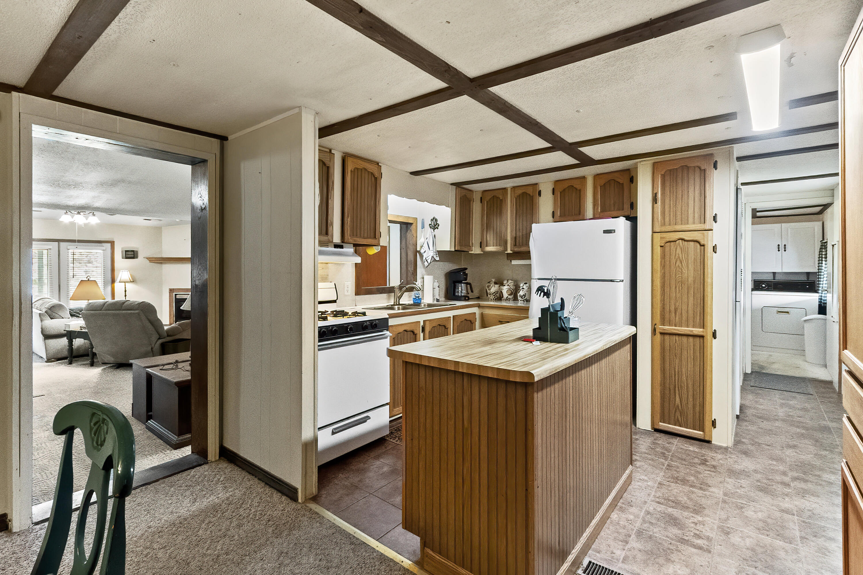 1054 Kalijah Road Property Photo 16