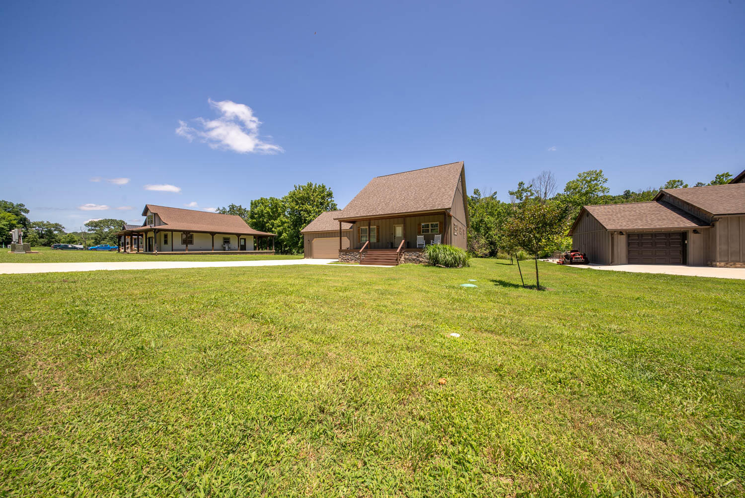 347 Big Trout Trail Property Photo 5