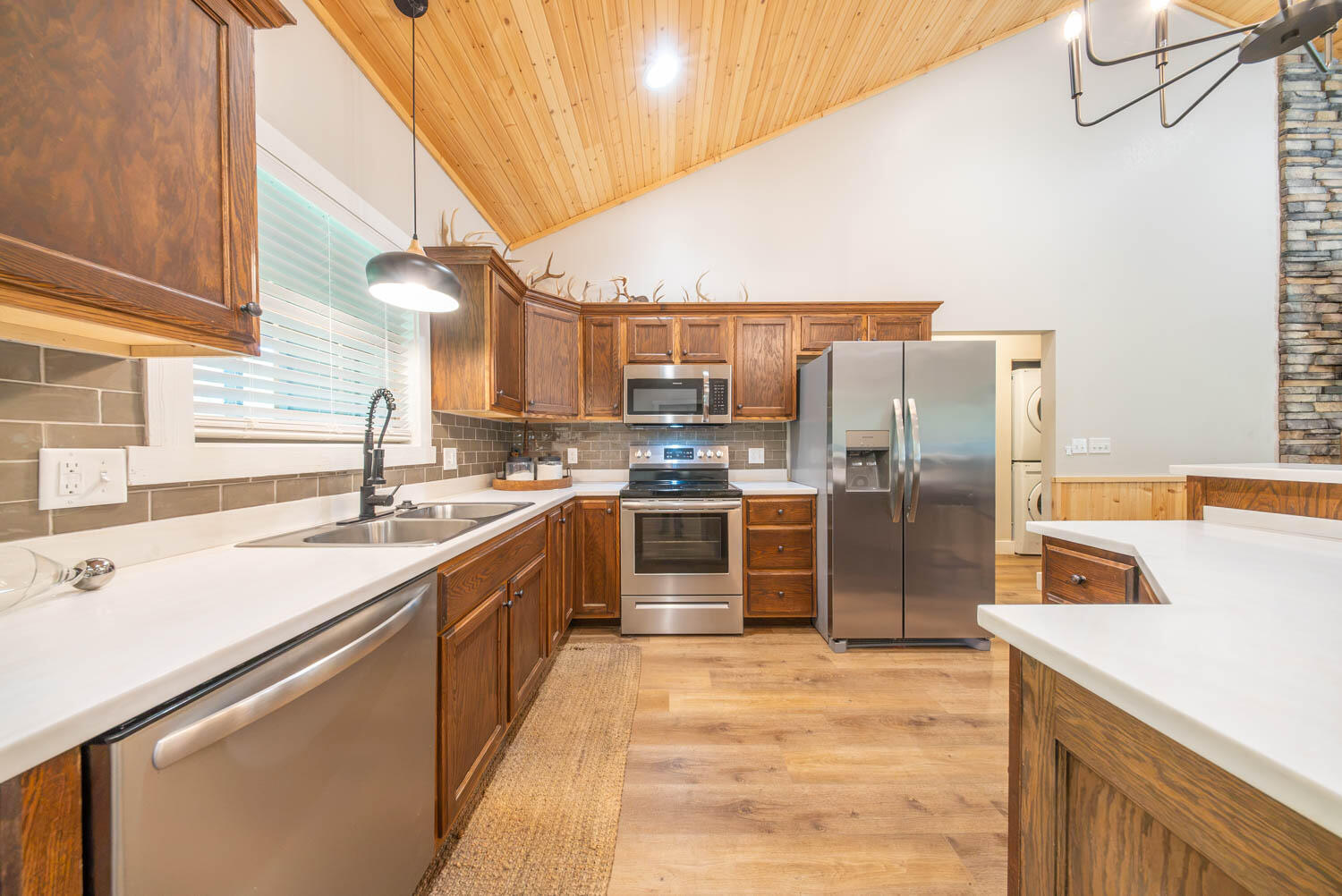 347 Big Trout Trail Property Photo 17