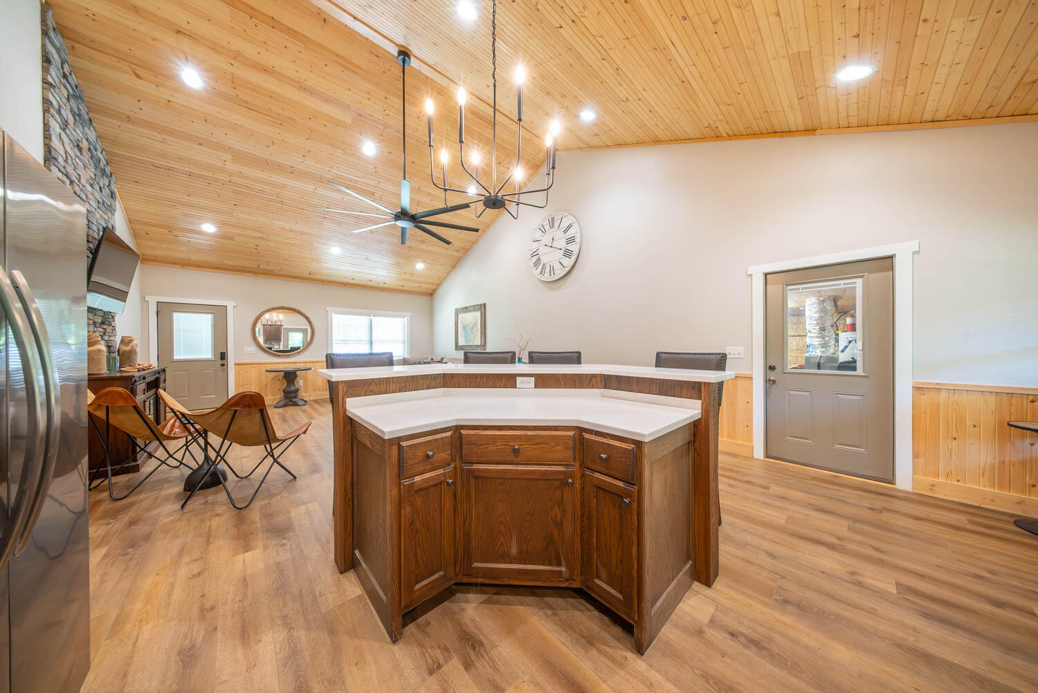 347 Big Trout Trail Property Photo 19