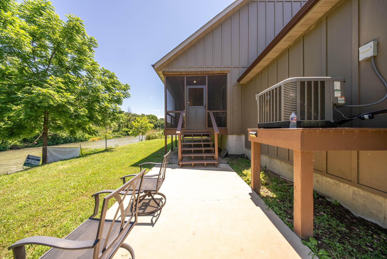 347 Big Trout Trail Property Photo 39
