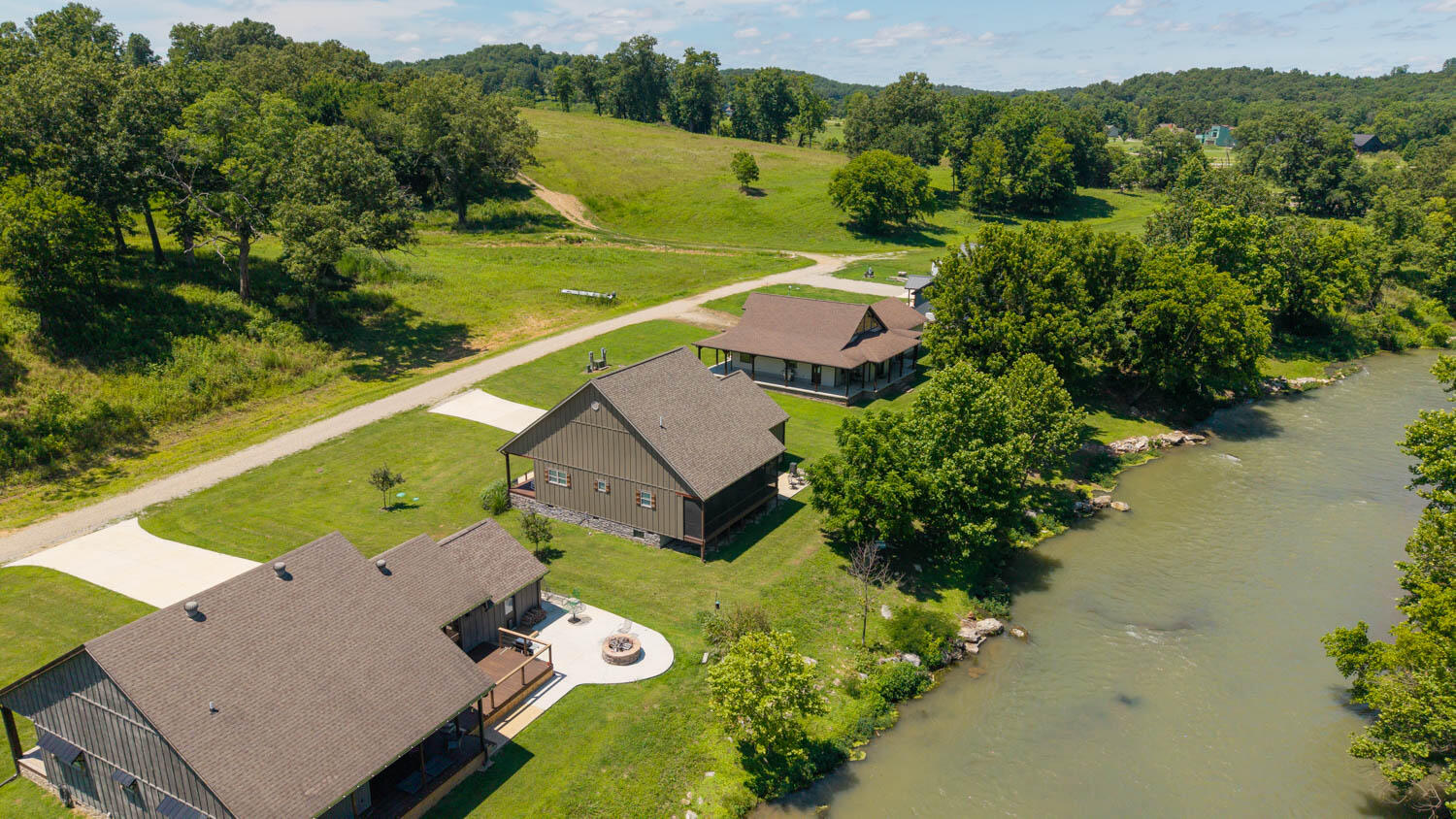 347 Big Trout Trail Property Photo 52