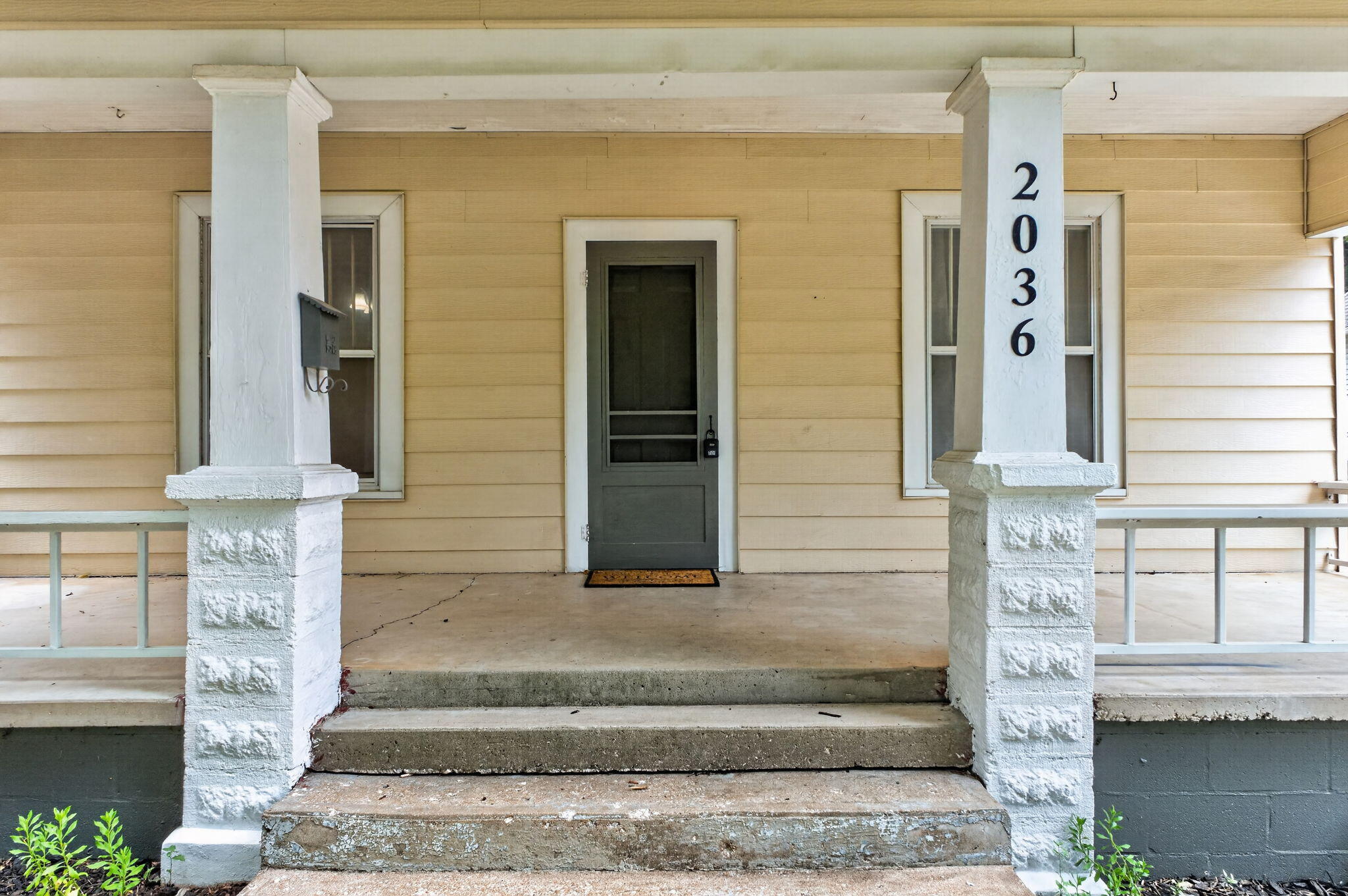 2036 North Johnston Avenue Property Photo 5