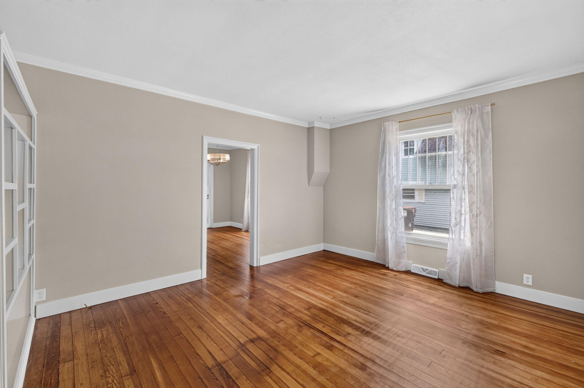 2036 North Johnston Avenue Property Photo 7