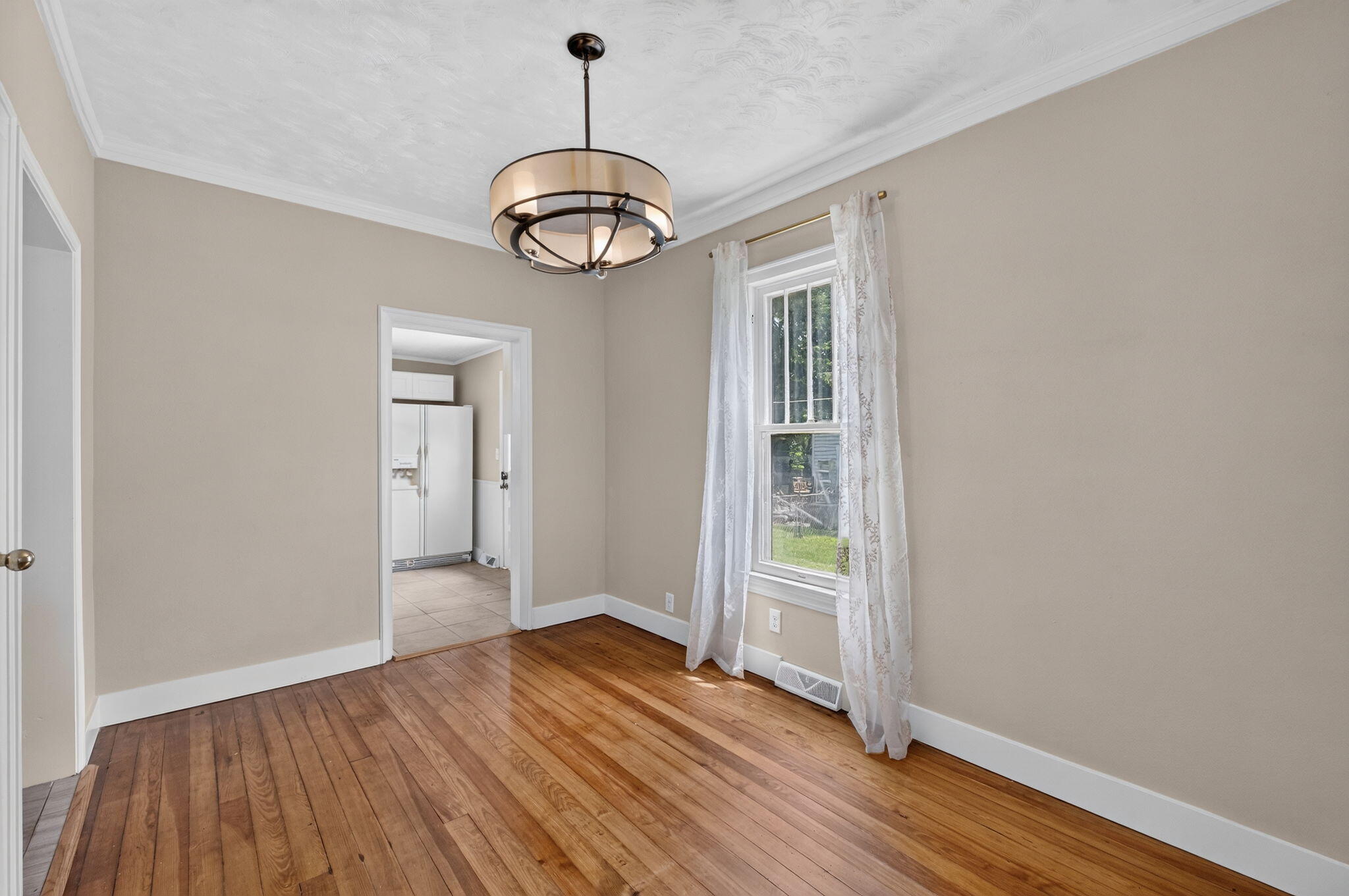 2036 North Johnston Avenue Property Photo 10