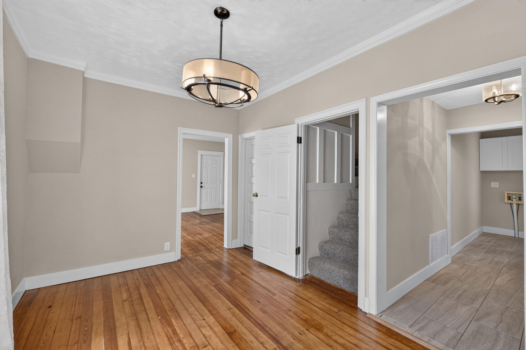 2036 North Johnston Avenue Property Photo 11