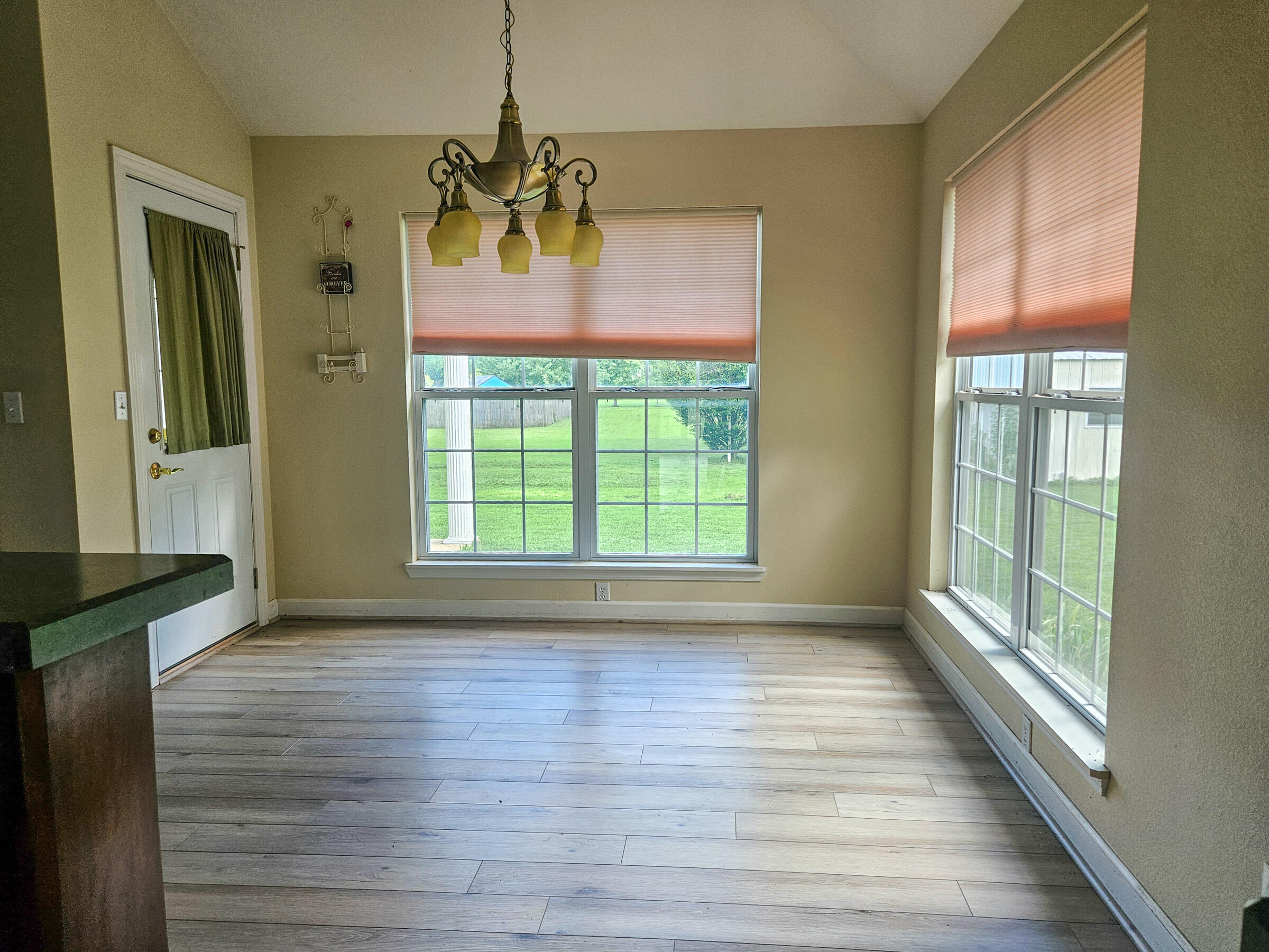 1409 Hockman Street Property Photo 10