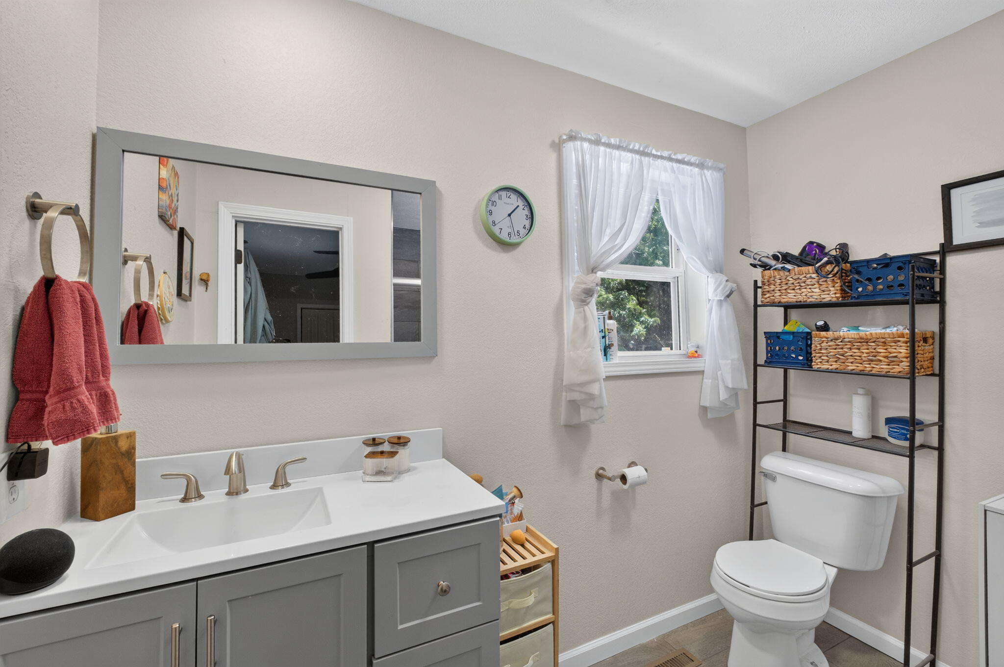 207 East Berkeley Street Property Photo 14