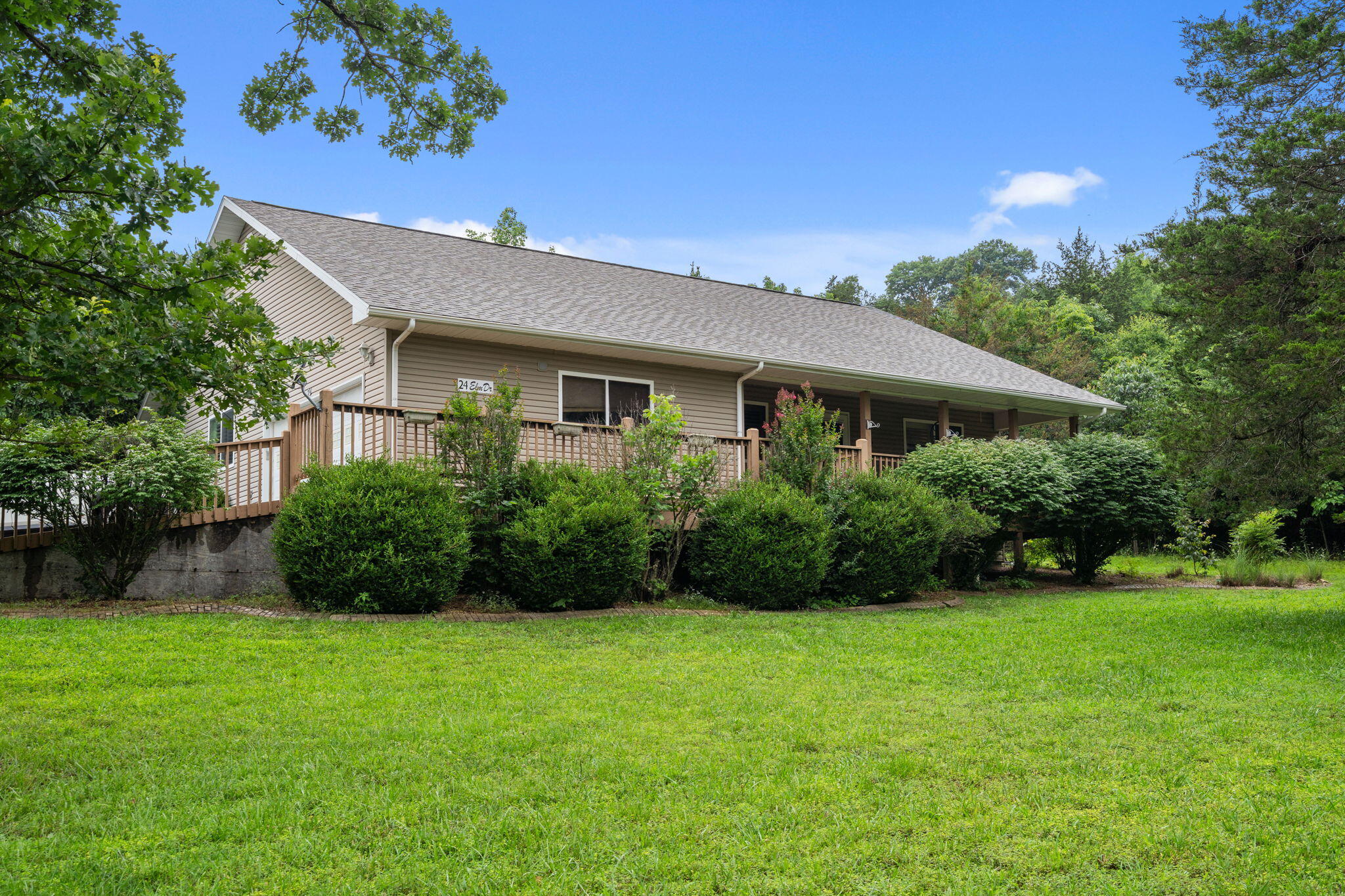 24 Elm Drive Property Photo 1