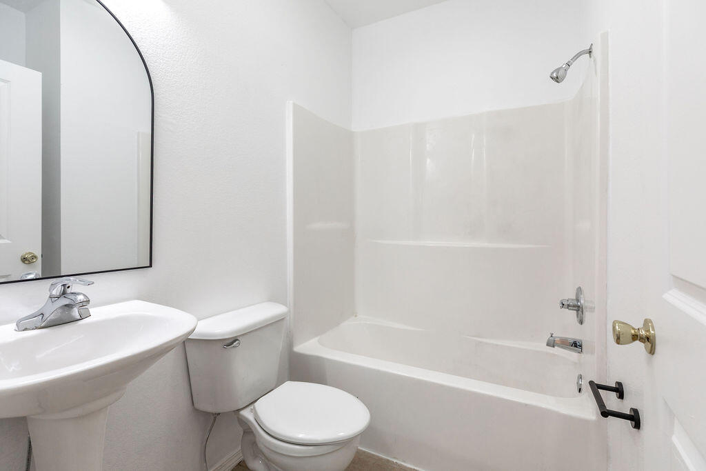 1293 Hillcrest Place A&b Property Photo 10