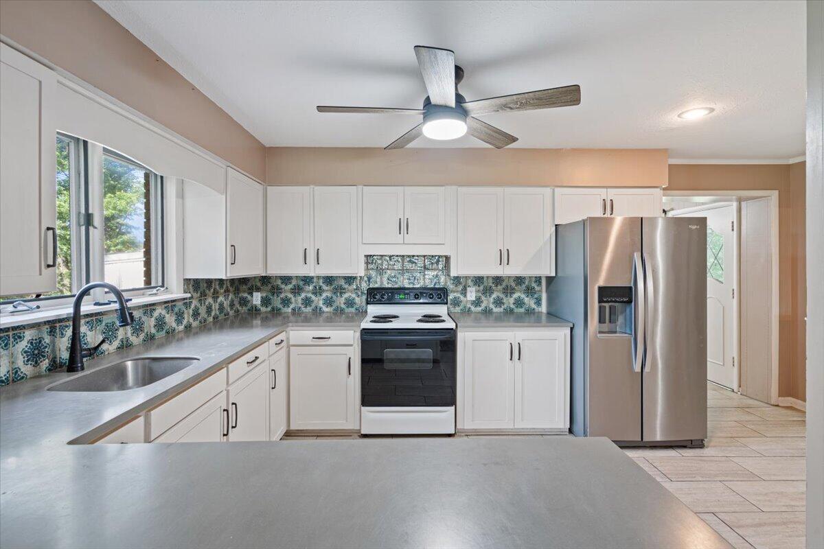 495 Spring Valley Road Property Photo 11
