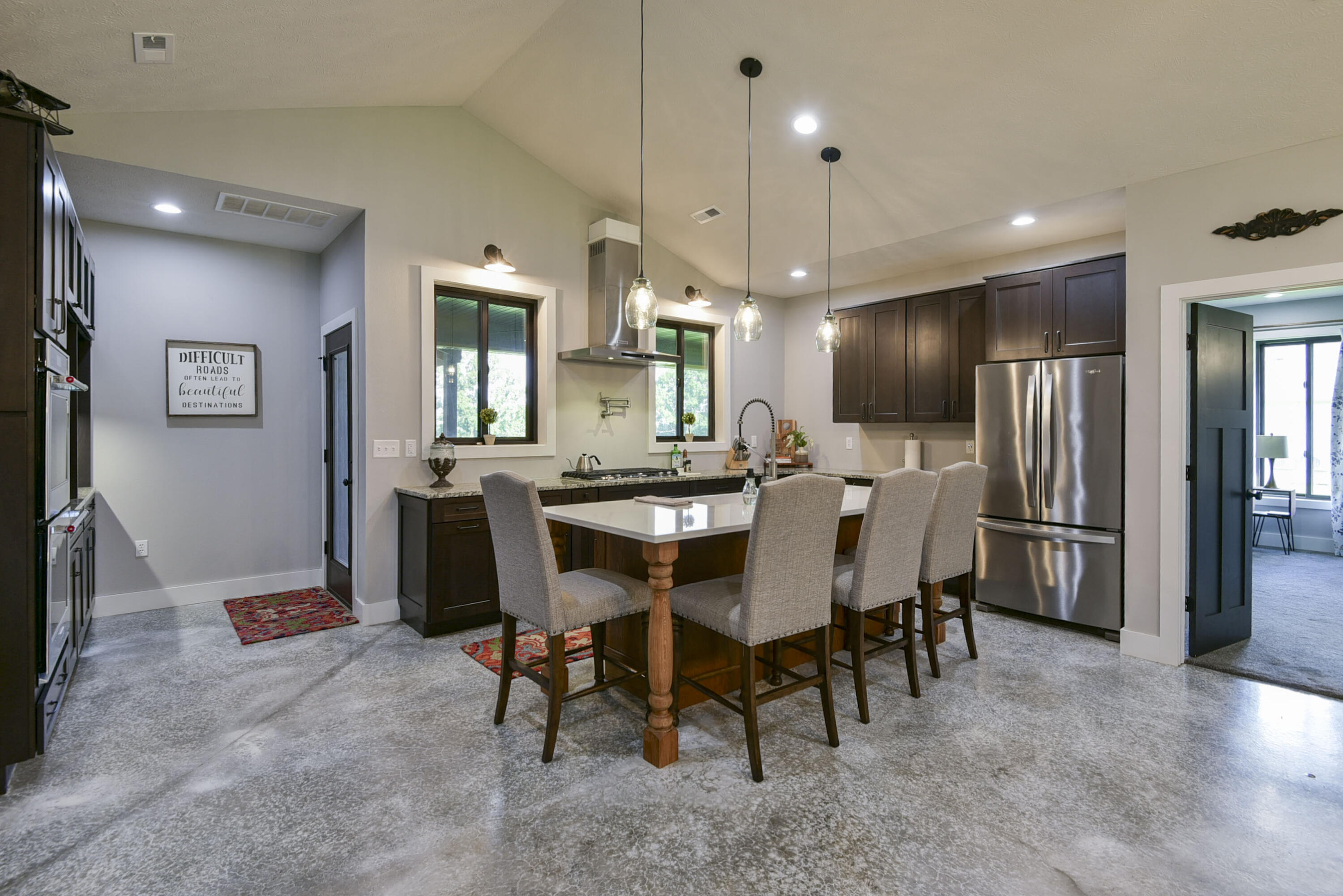 401 Discovery Bay Drive Property Photo 11