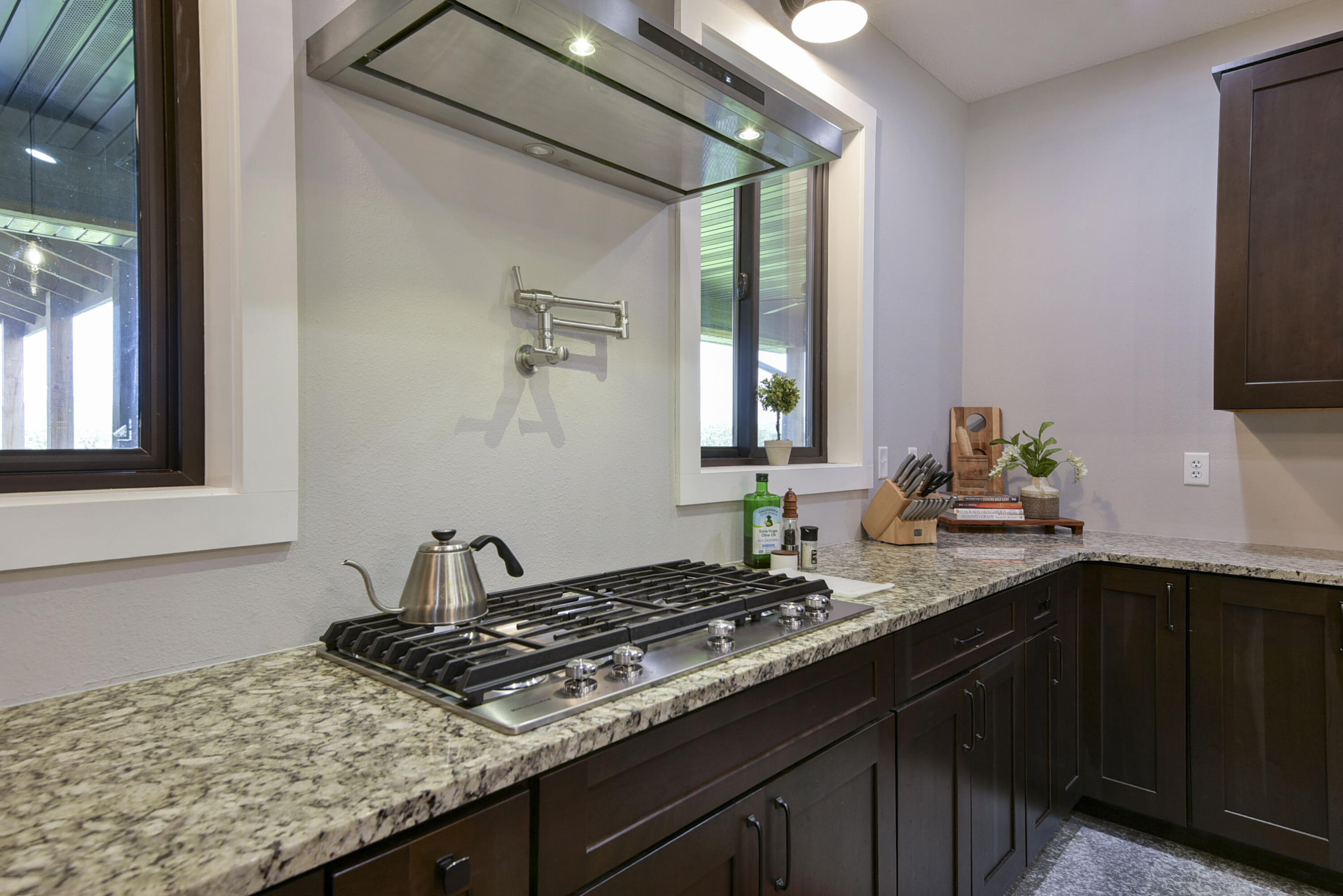 401 Discovery Bay Drive Property Photo 14