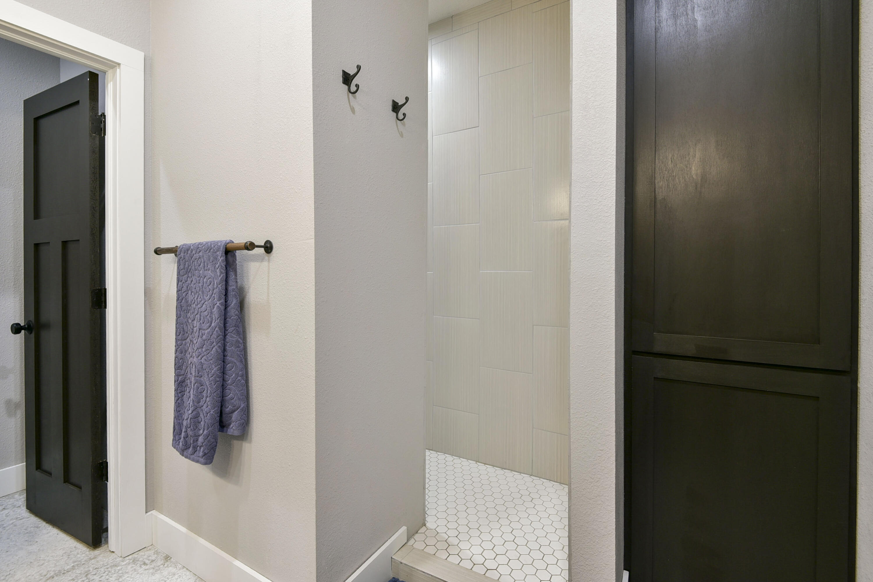 401 Discovery Bay Drive Property Photo 24
