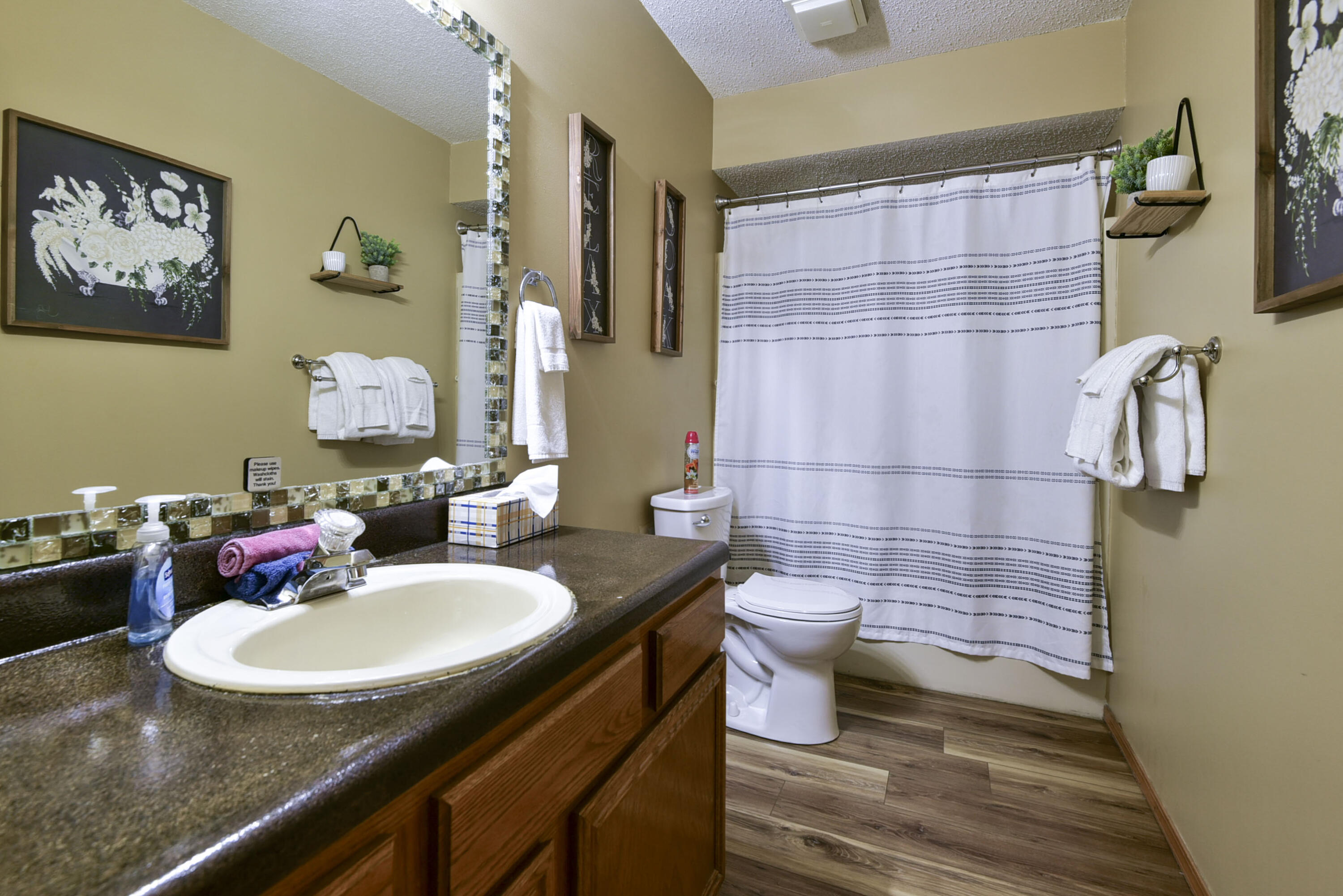 60328052 Property Photo 12