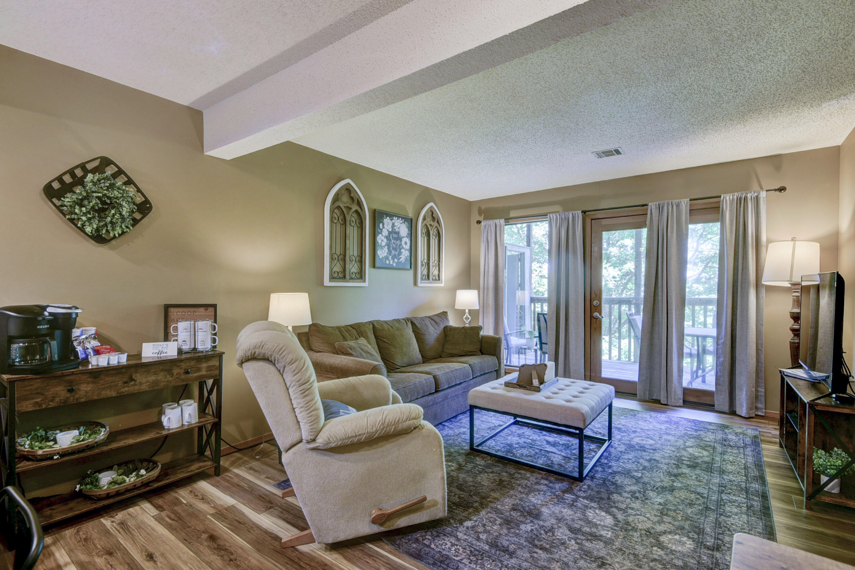 60328052 Property Photo 28