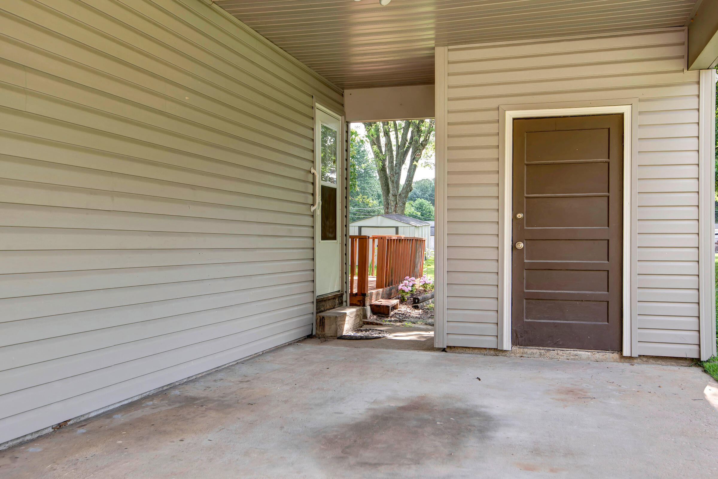 1520 South Carnation Drive Property Photo 27