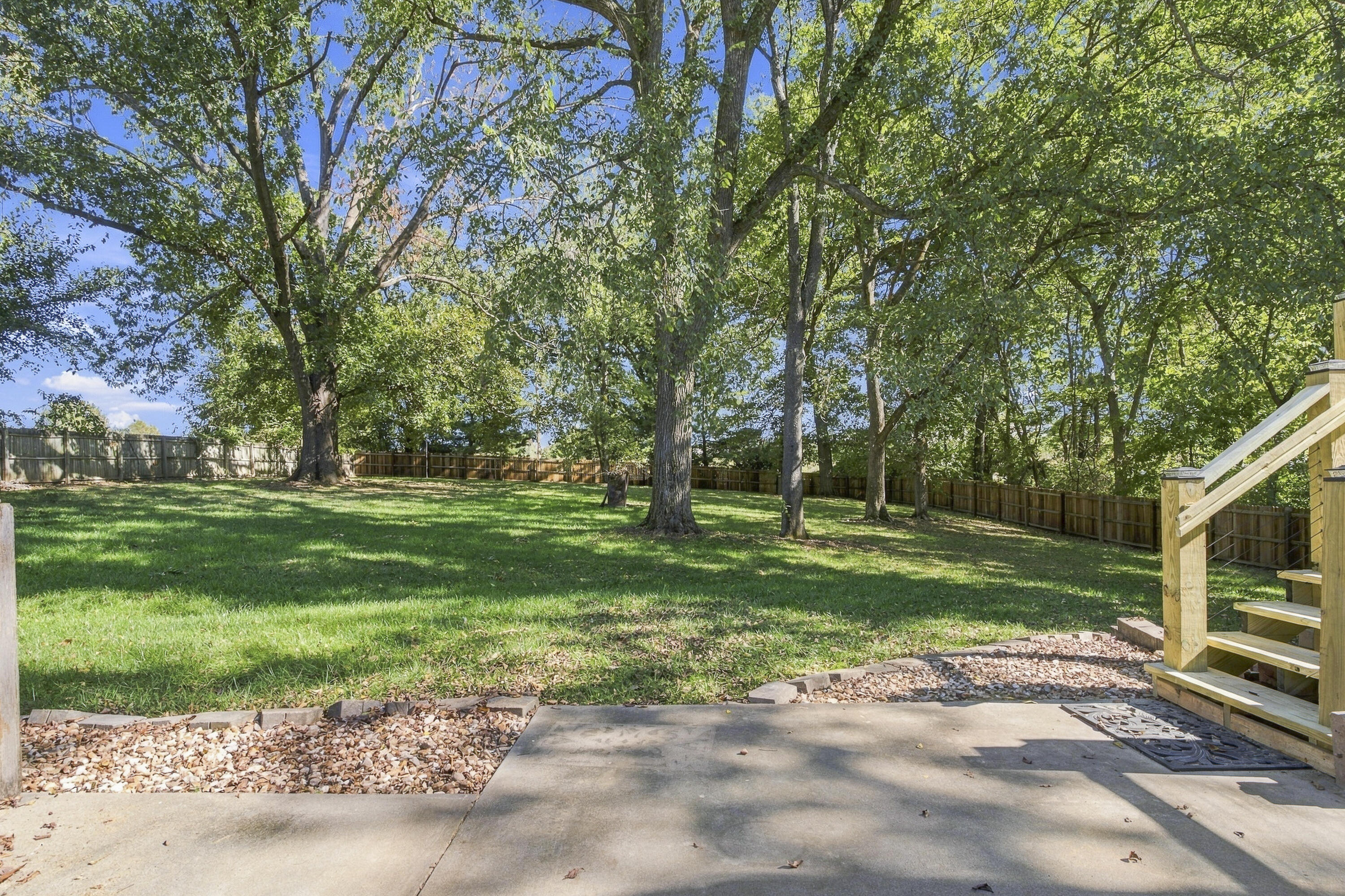 2550 East Sparkleberry Lane Property Photo 46