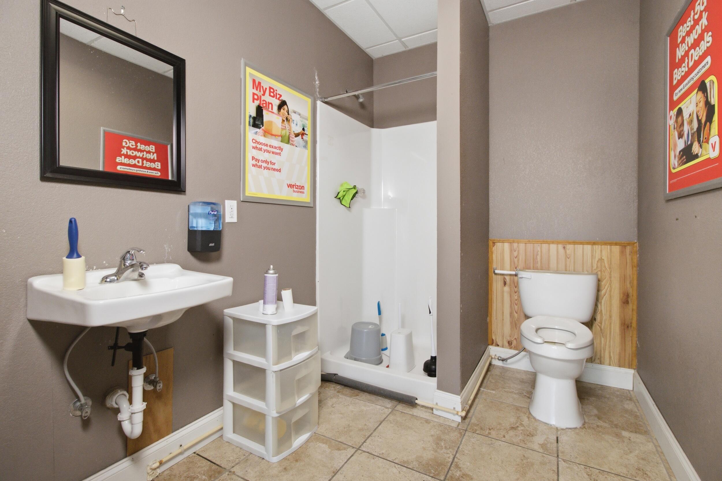1213 South Highway 63 Property Photo 23