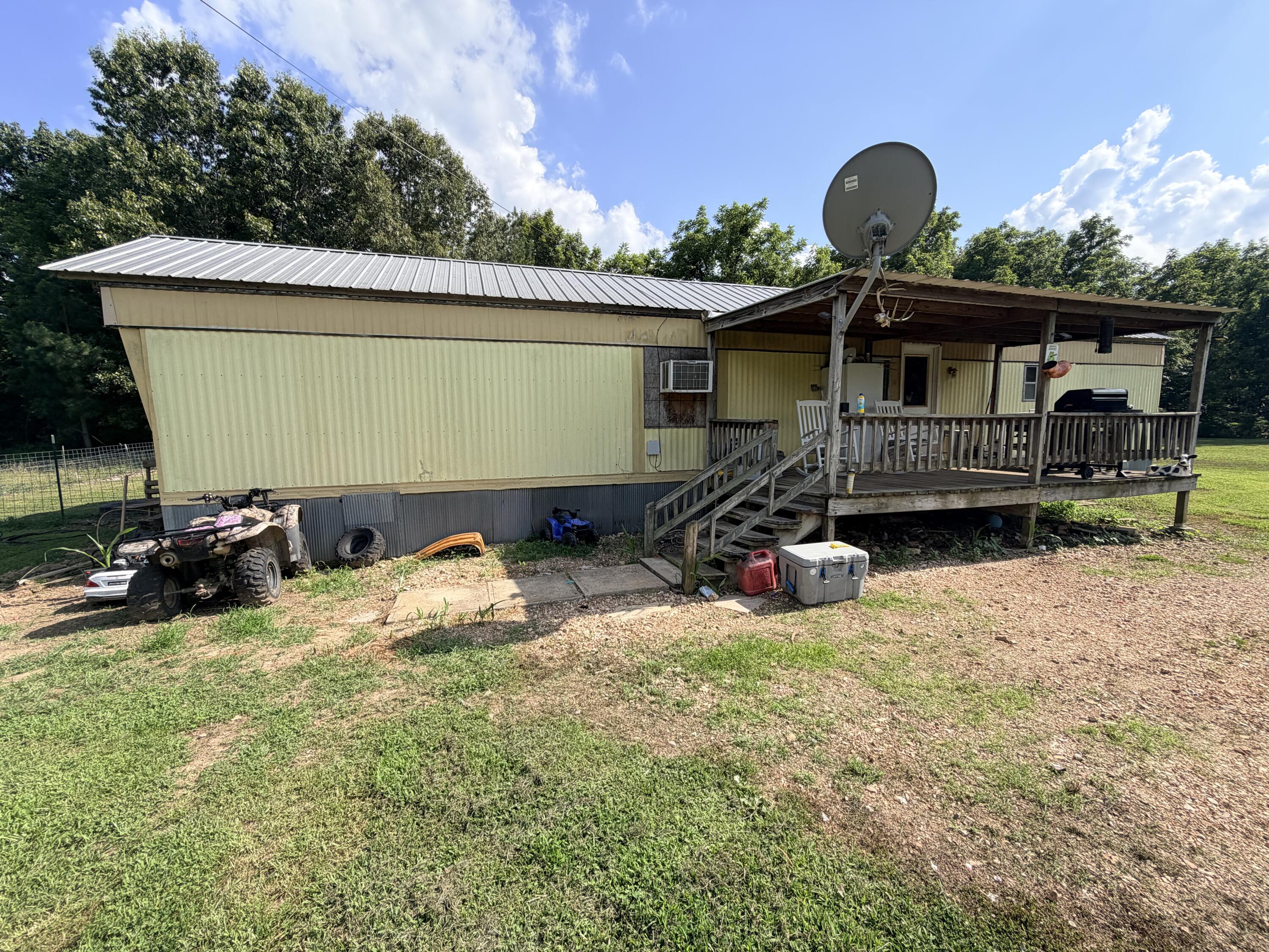 9457 County Road 9160 Property Photo 4