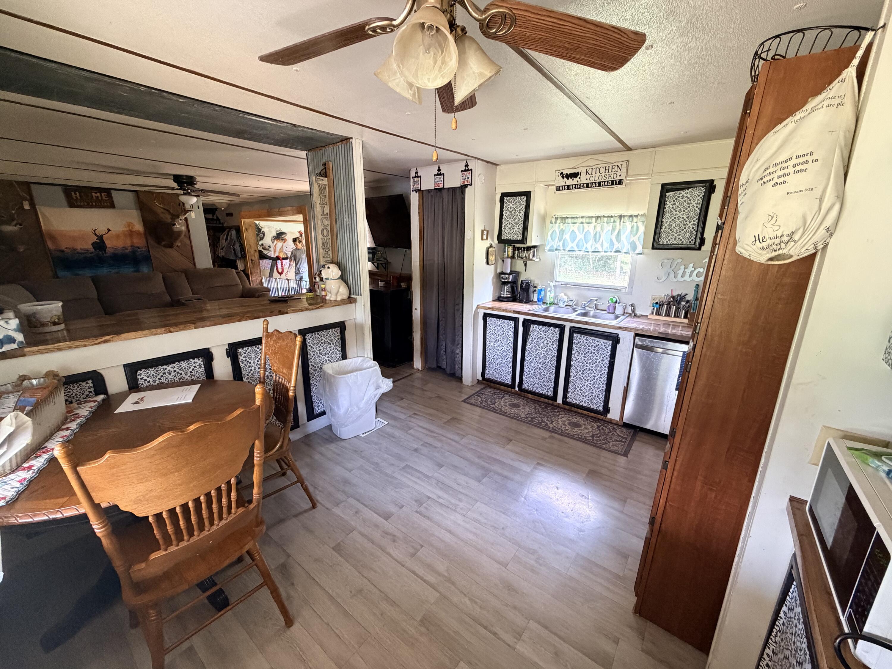 9457 County Road 9160 Property Photo 12