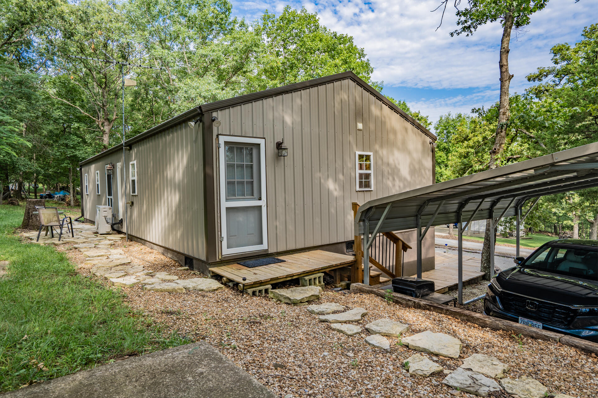 60328085 Property Photo 9