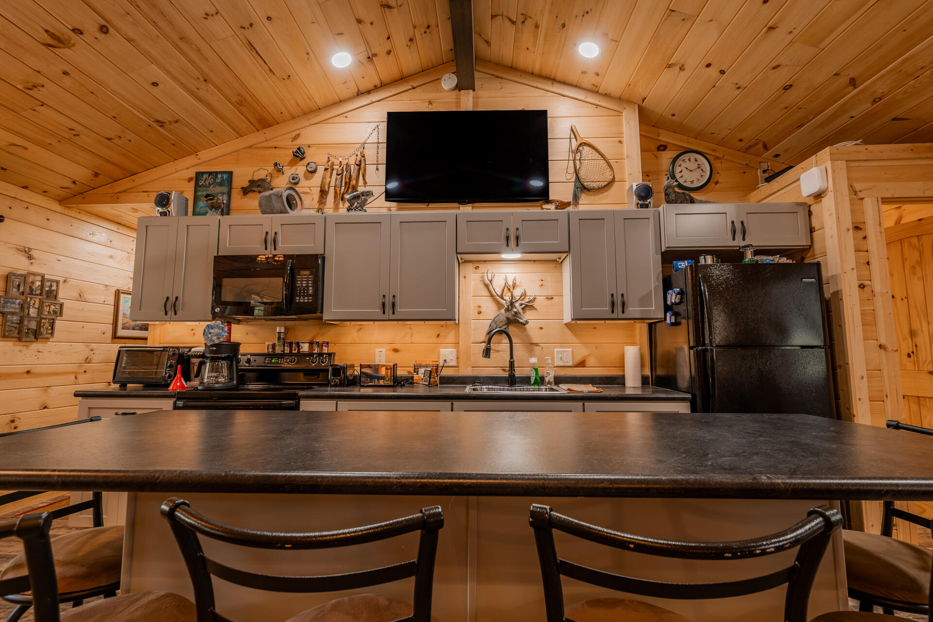 60328085 Property Photo 18