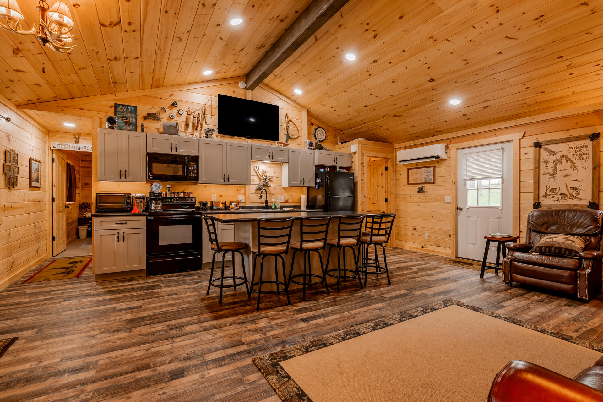 60328085 Property Photo 20