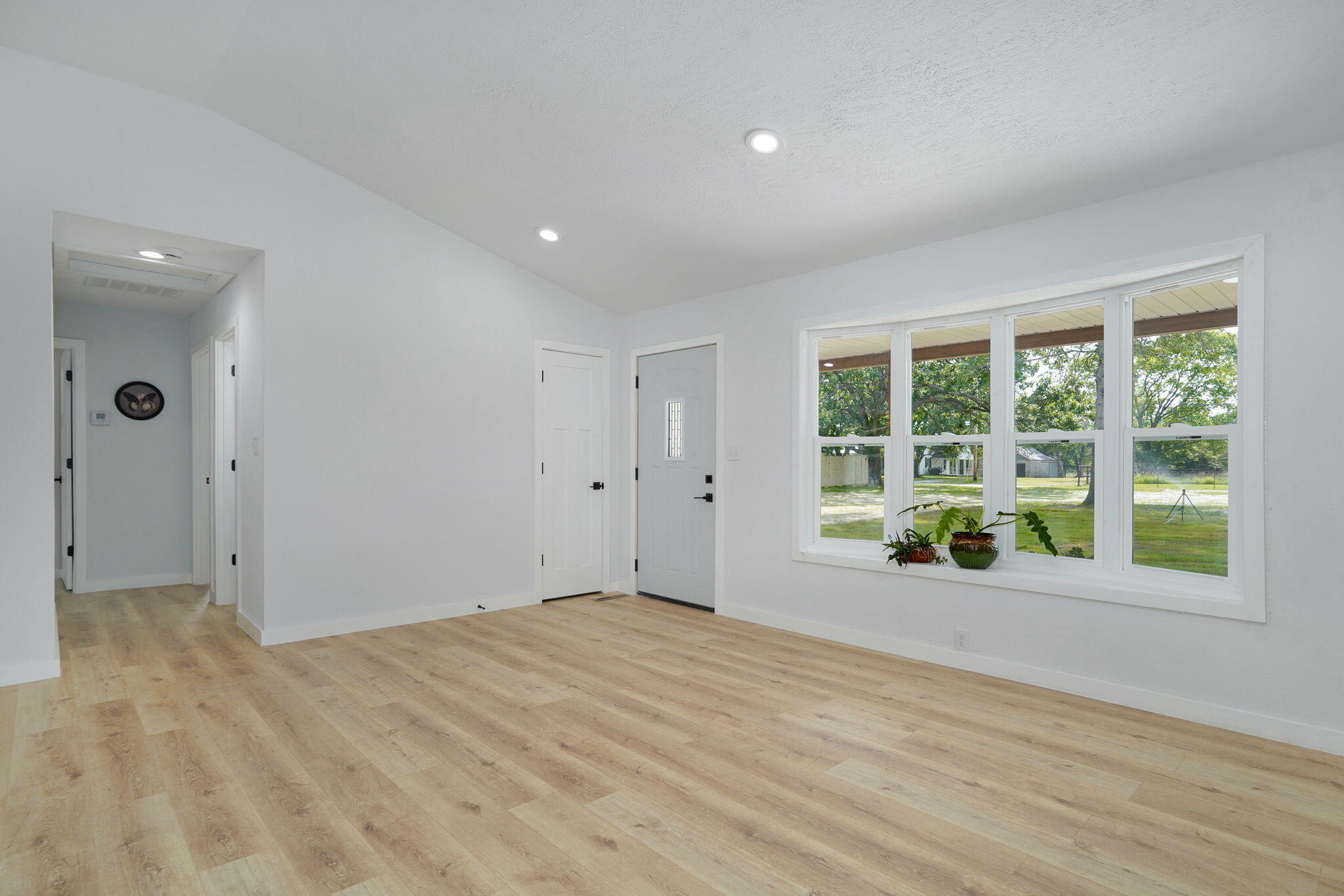 2418 South Farm Road 237 Property Photo 14