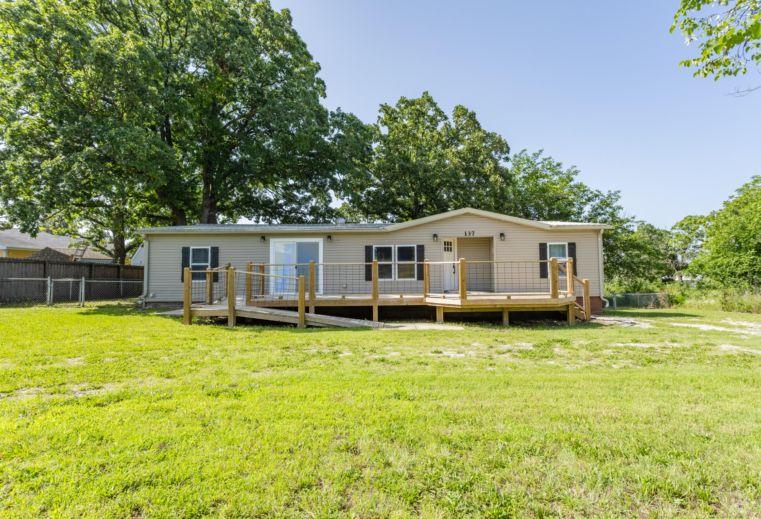 137 Plaza Drive