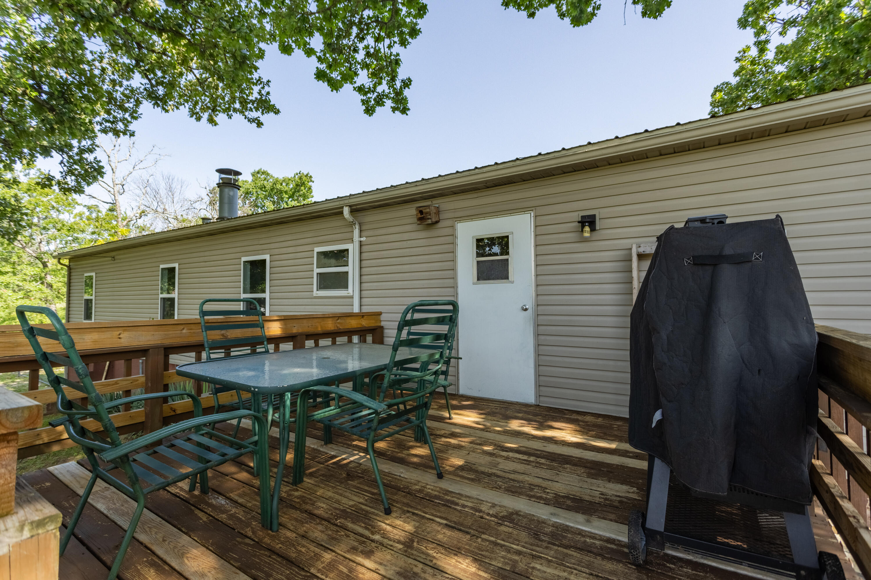 137 Plaza Drive Property Photo 5
