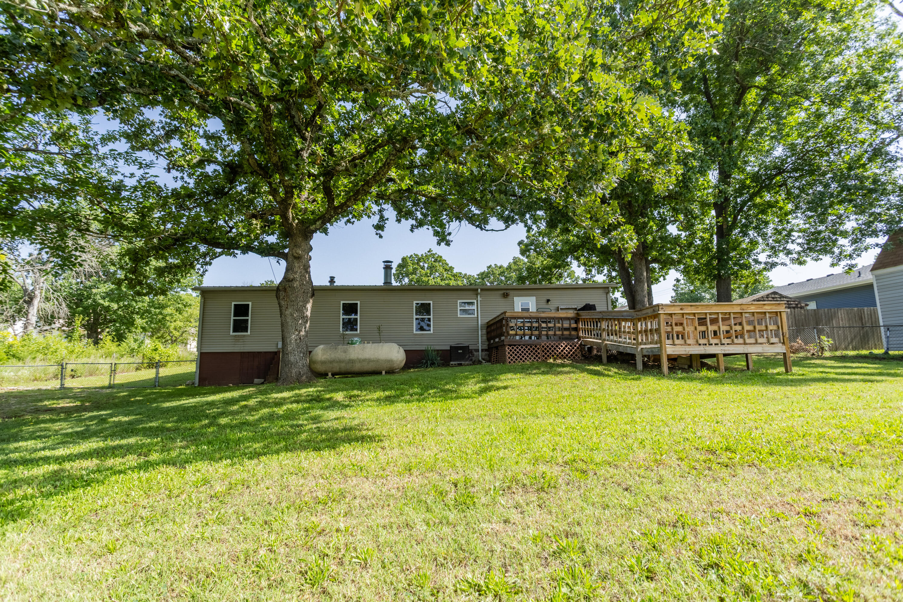 137 Plaza Drive Property Photo 7