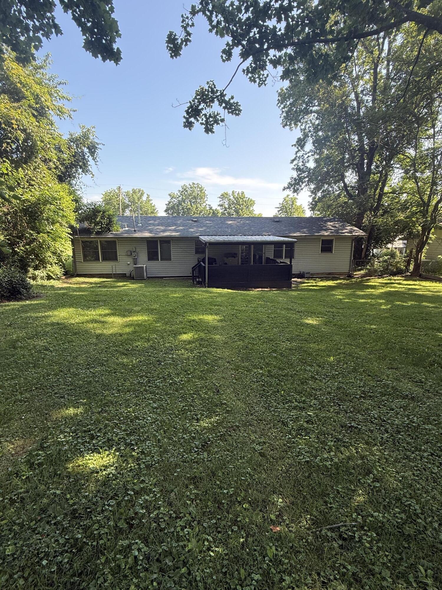 112 South Street Property Photo 14