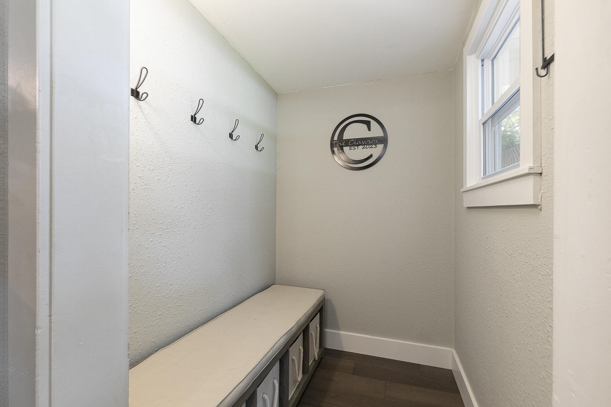 526 North Springfield Avenue Property Photo 6